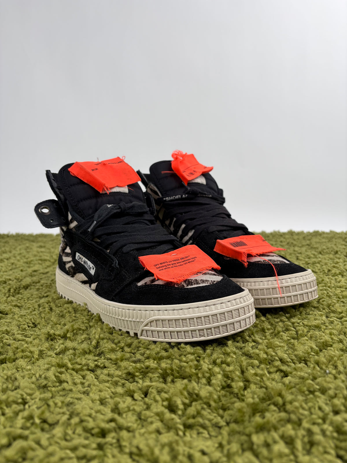 Off White Nera 3.0 Off Court High-Top Pony Zebra Multicolor 39