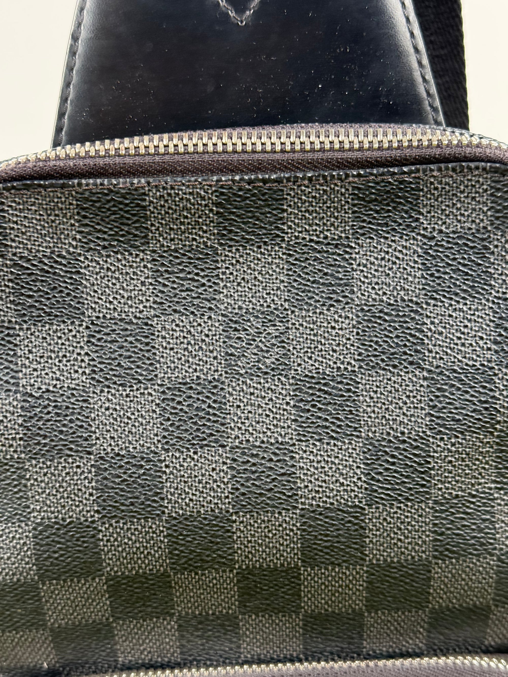 Borsello Avenue Sling Louis Vuitton Nero
