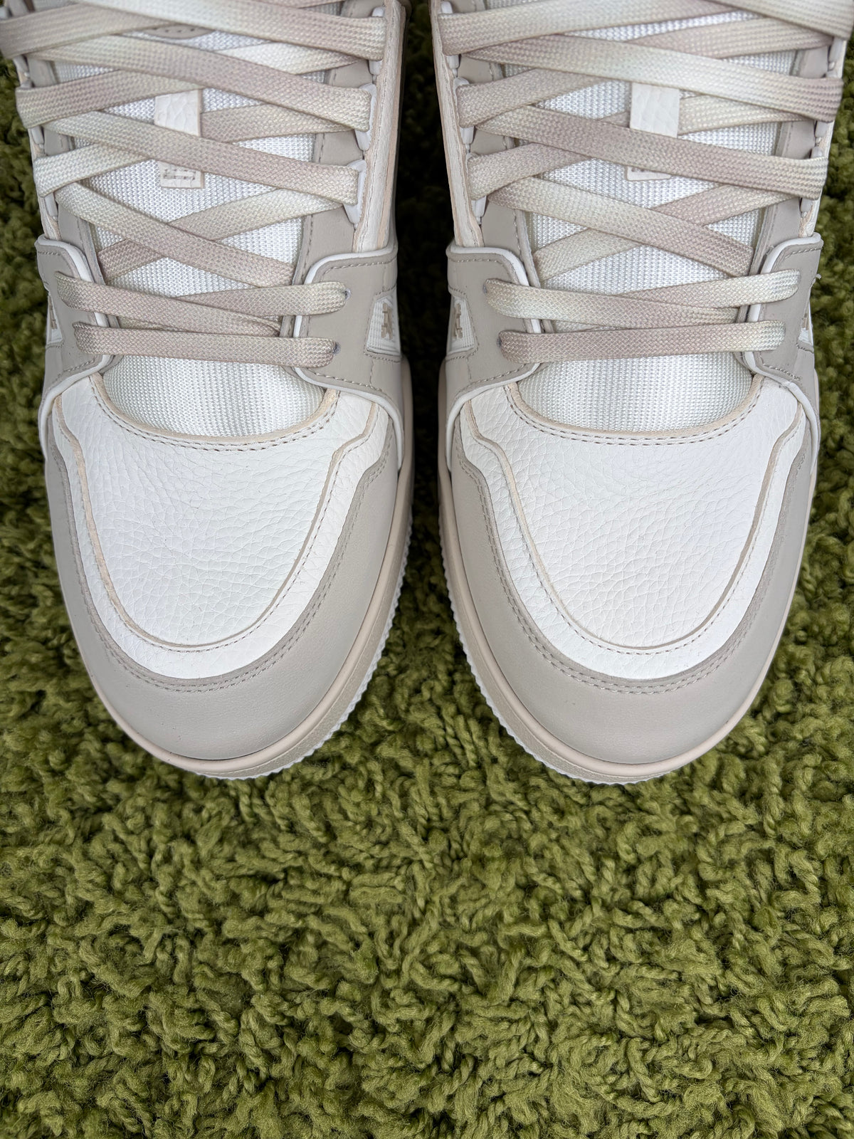 Louis Vuitton Trainer Beige 10