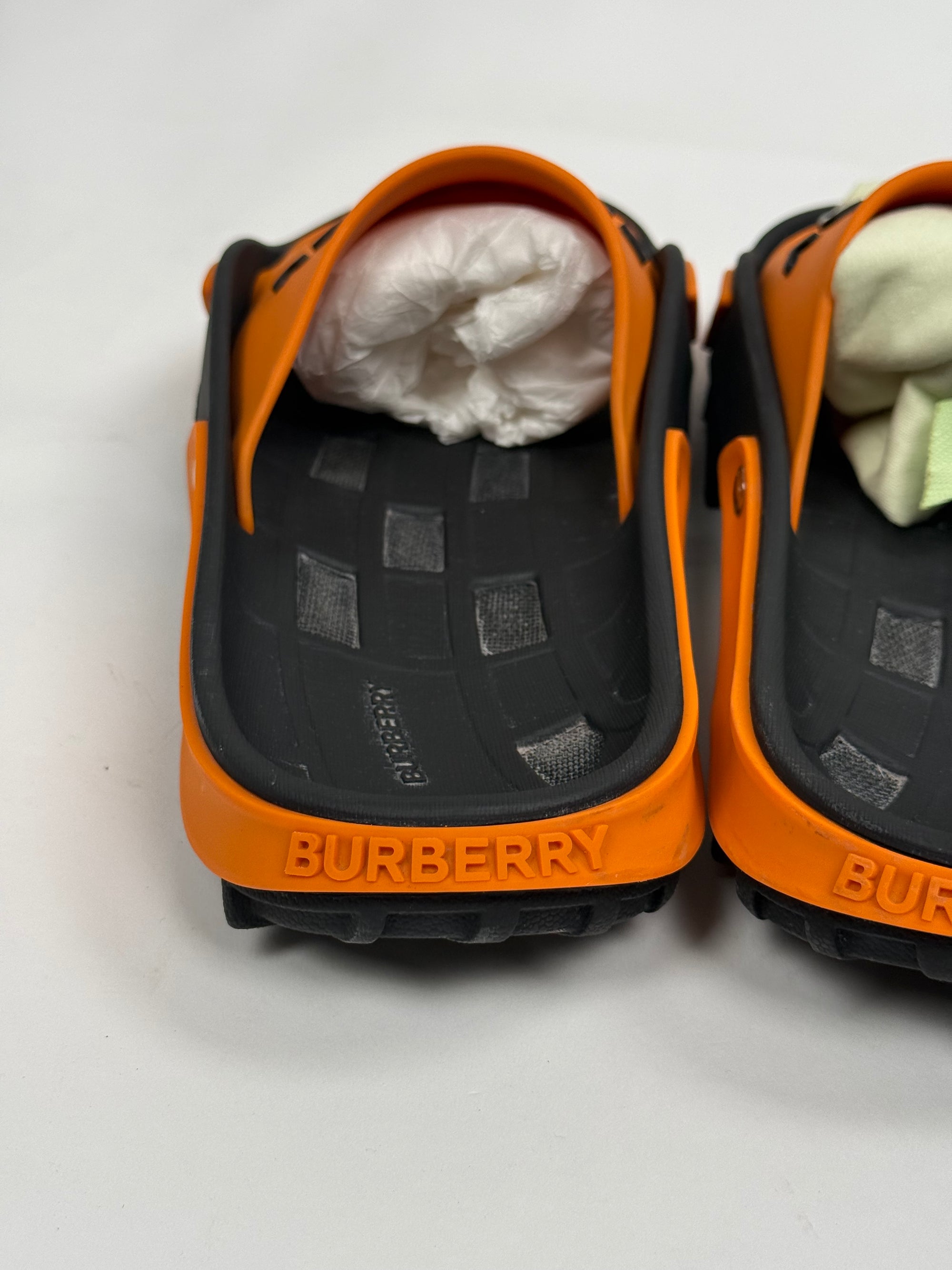 Ciabatte Burberry Size 42 nere e arancioni