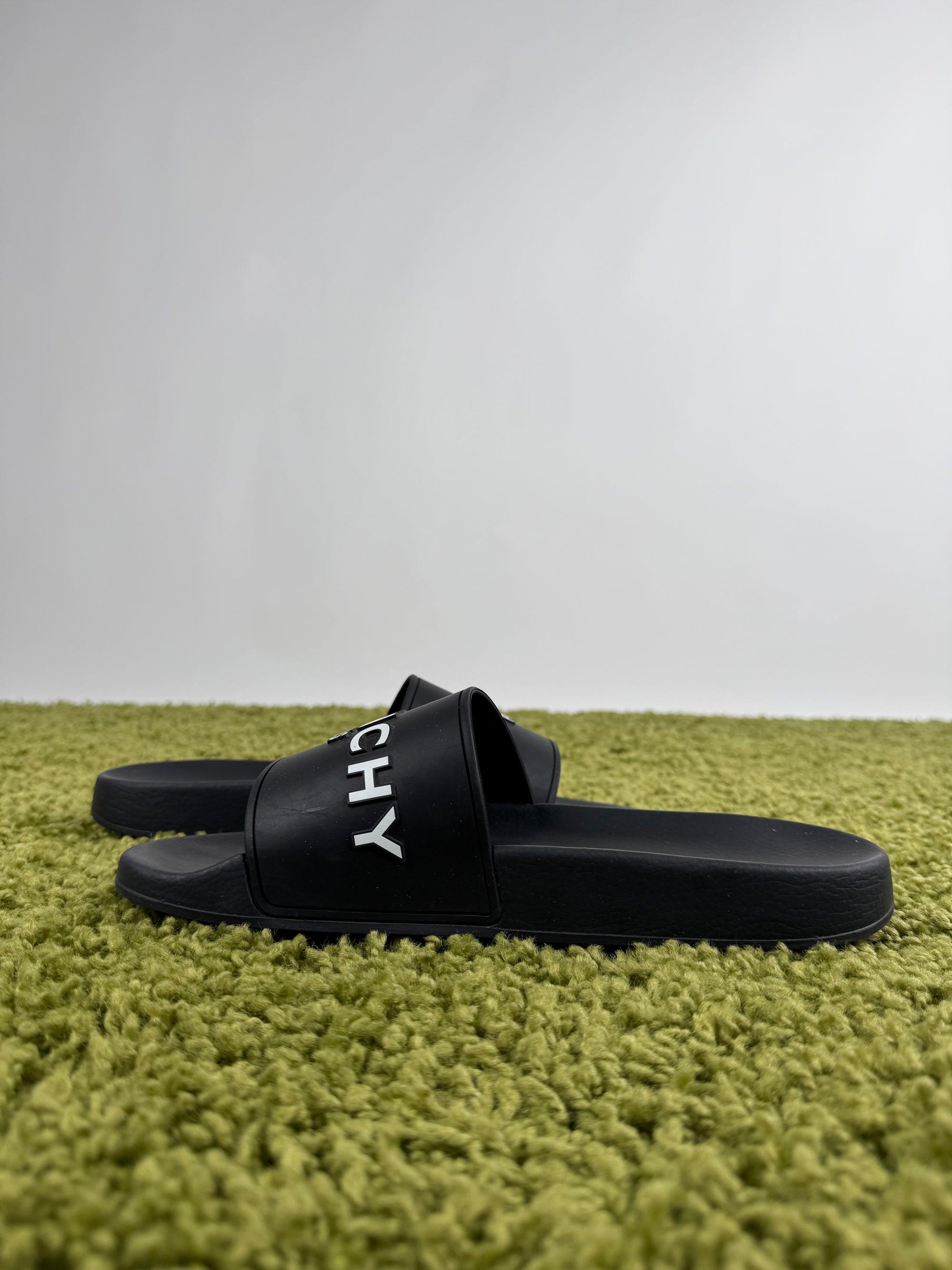 Ciabatta Givenchy 41