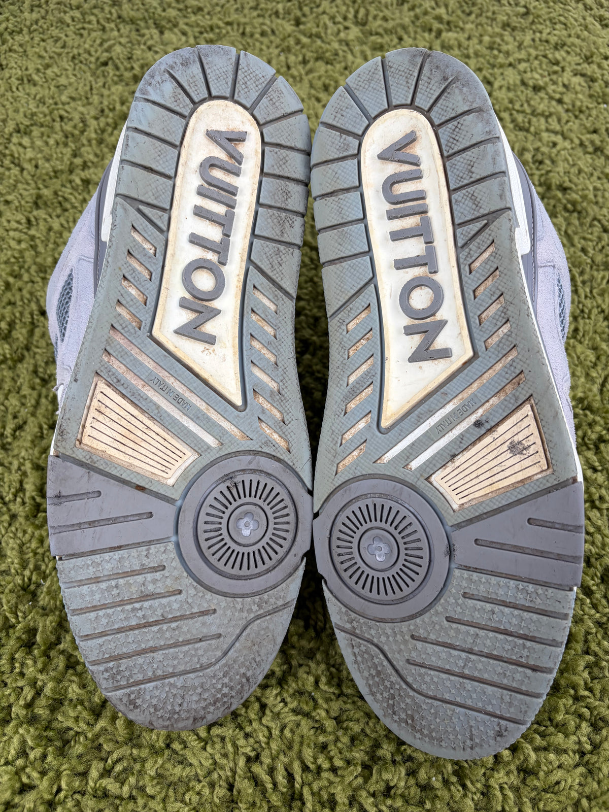Louis Vuitton Skate Grigia 8