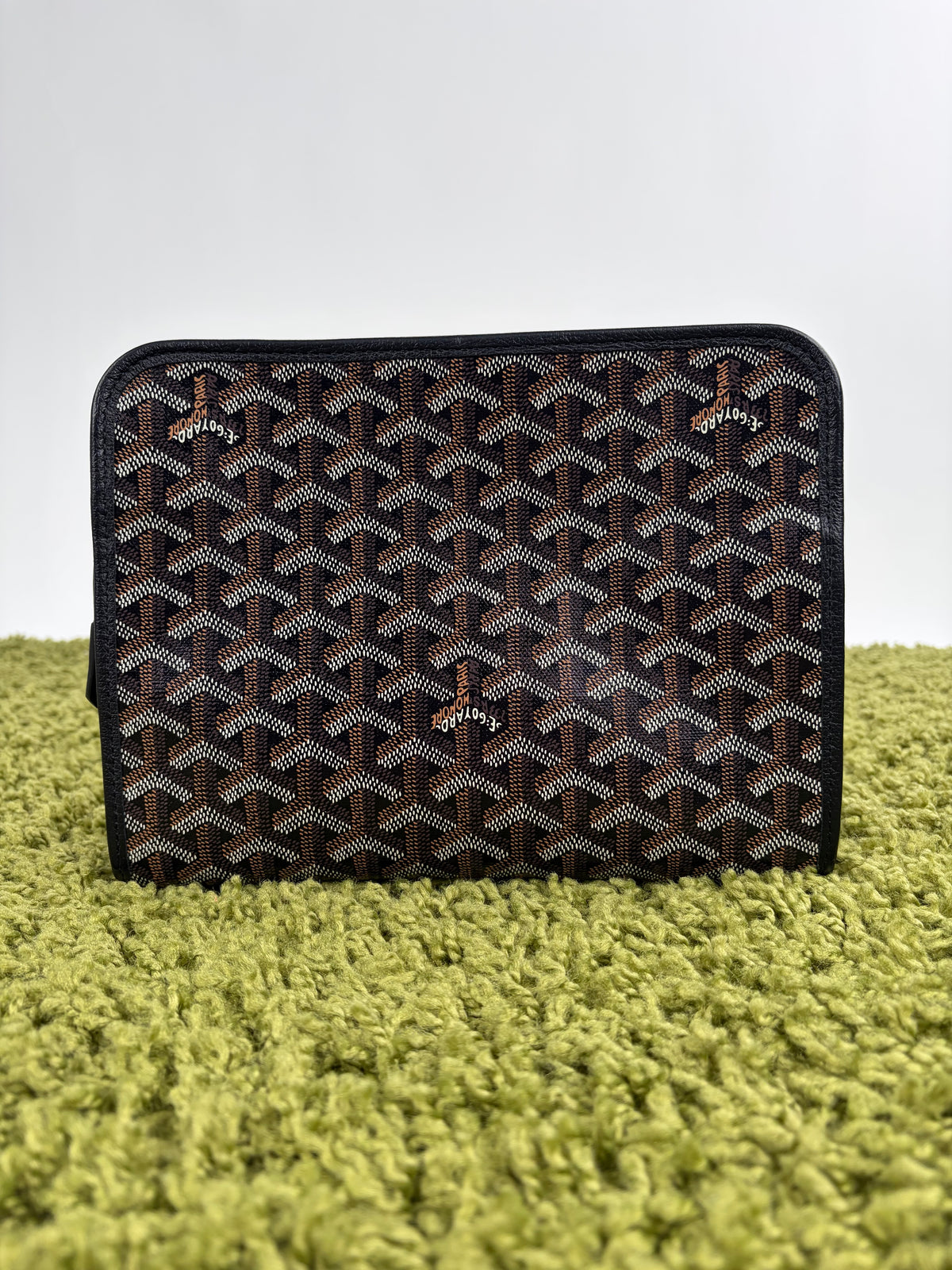Pochette Goyard Jouvence MM in tela Goyardine Nera