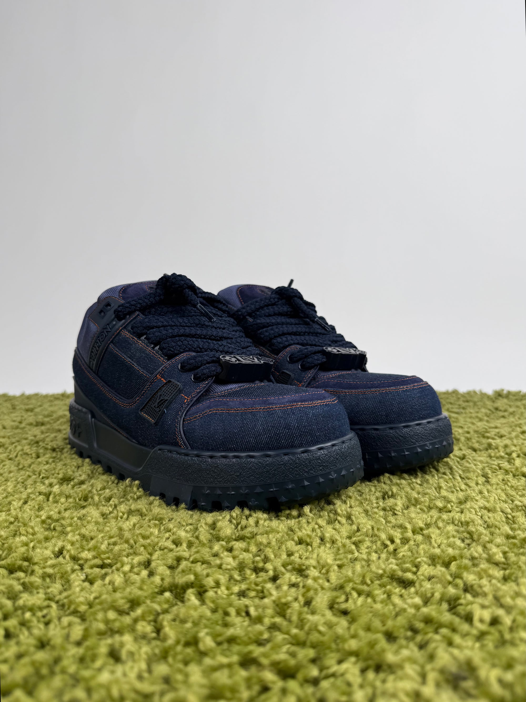 Louis Vuitton Skate Maxi in Denim Blu 9