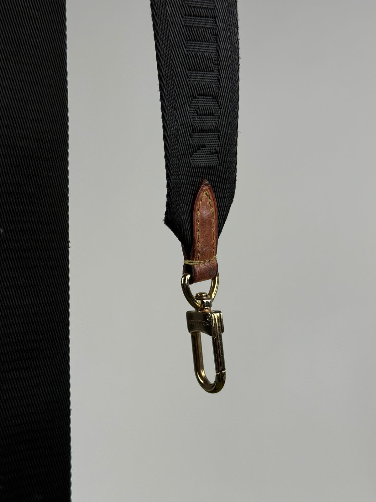 Borsa Louis Vuitton Metis in tela Monogram Reverse Marrone