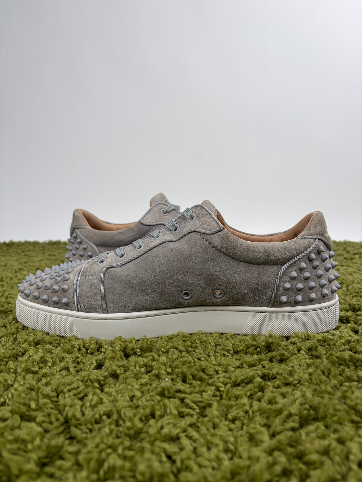 Christian Louboutin Spikes Low Grigia 45