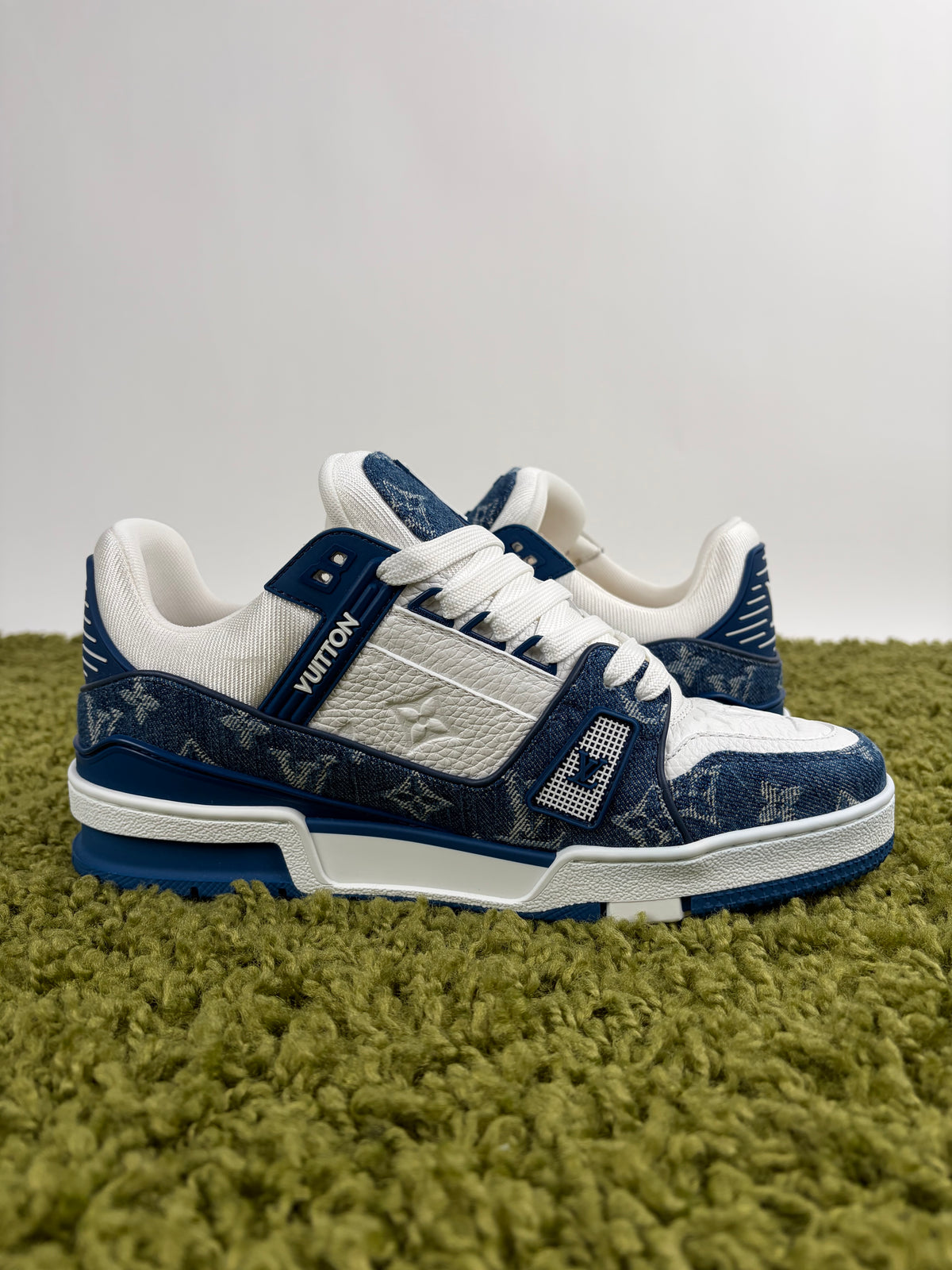 Louis Vuitton Trainer in Denim 6.5
