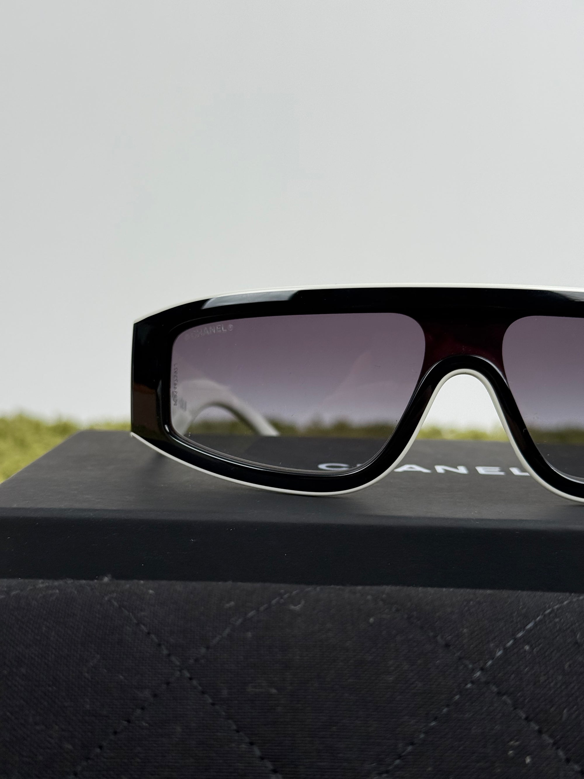 Occhiali Chanel Ch6057 Nero Bianco