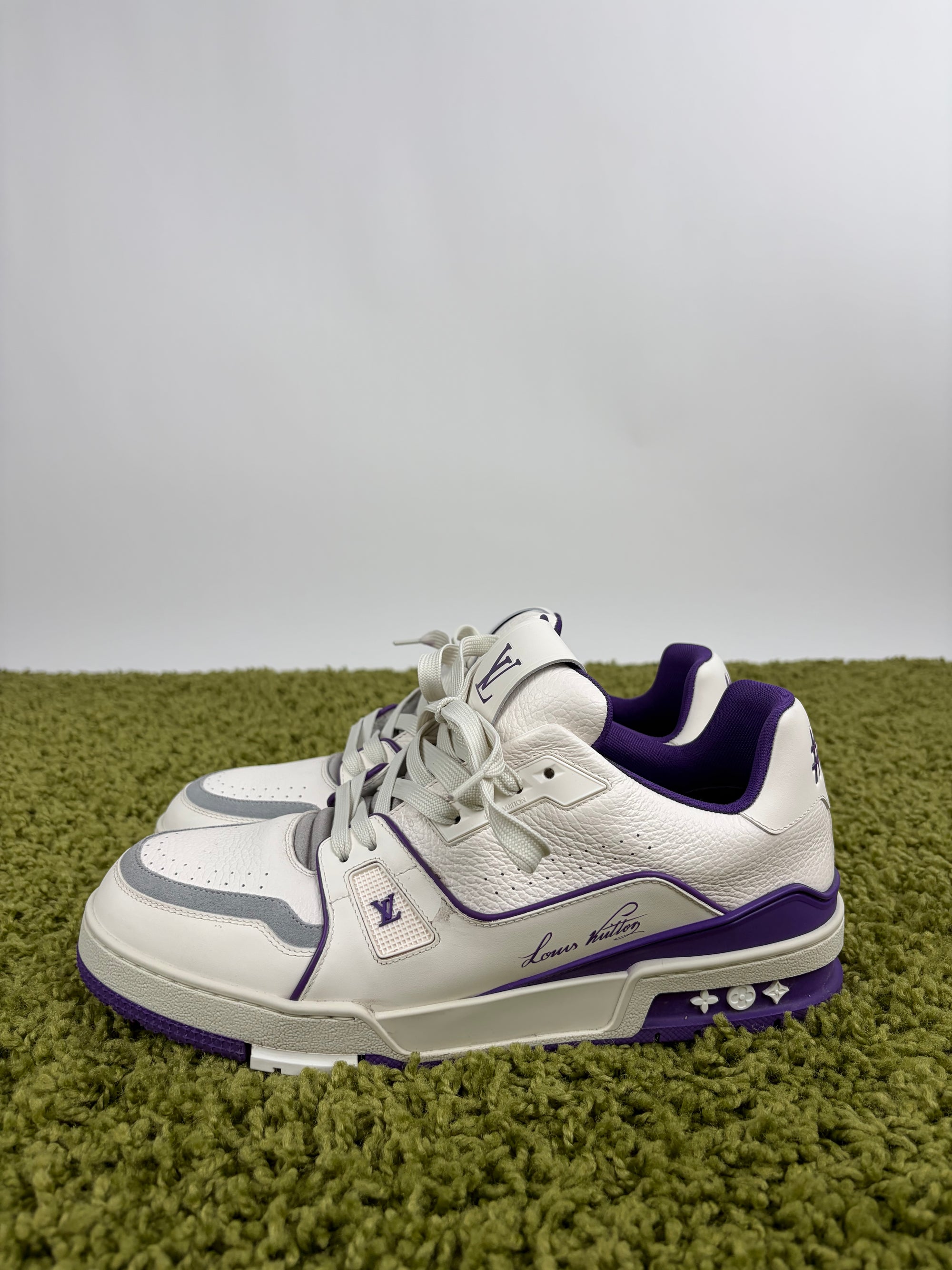 Louis Vuitton trainer Size 8=42 calza 43