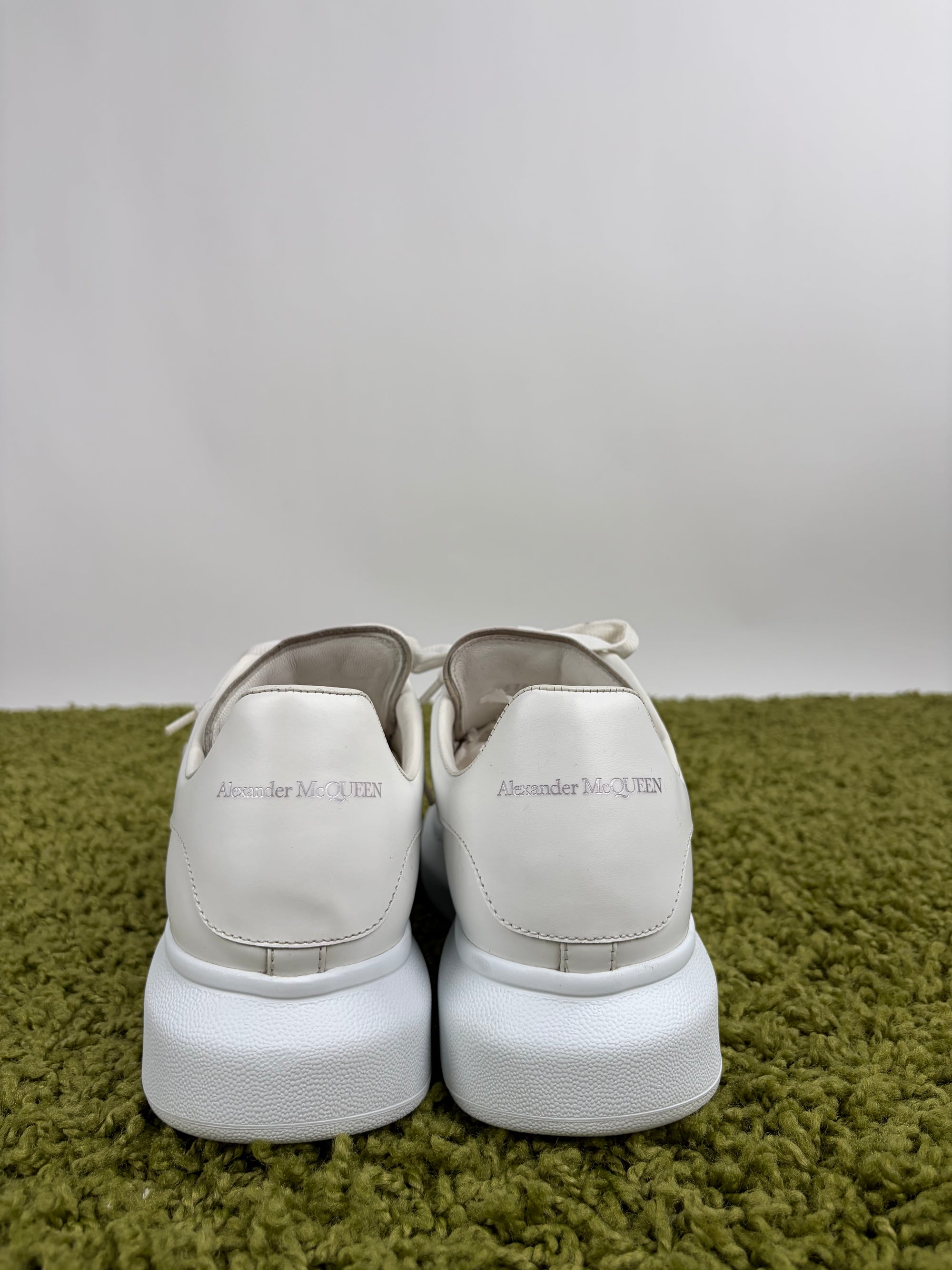 Mcqueen Size 42 bianche e argento