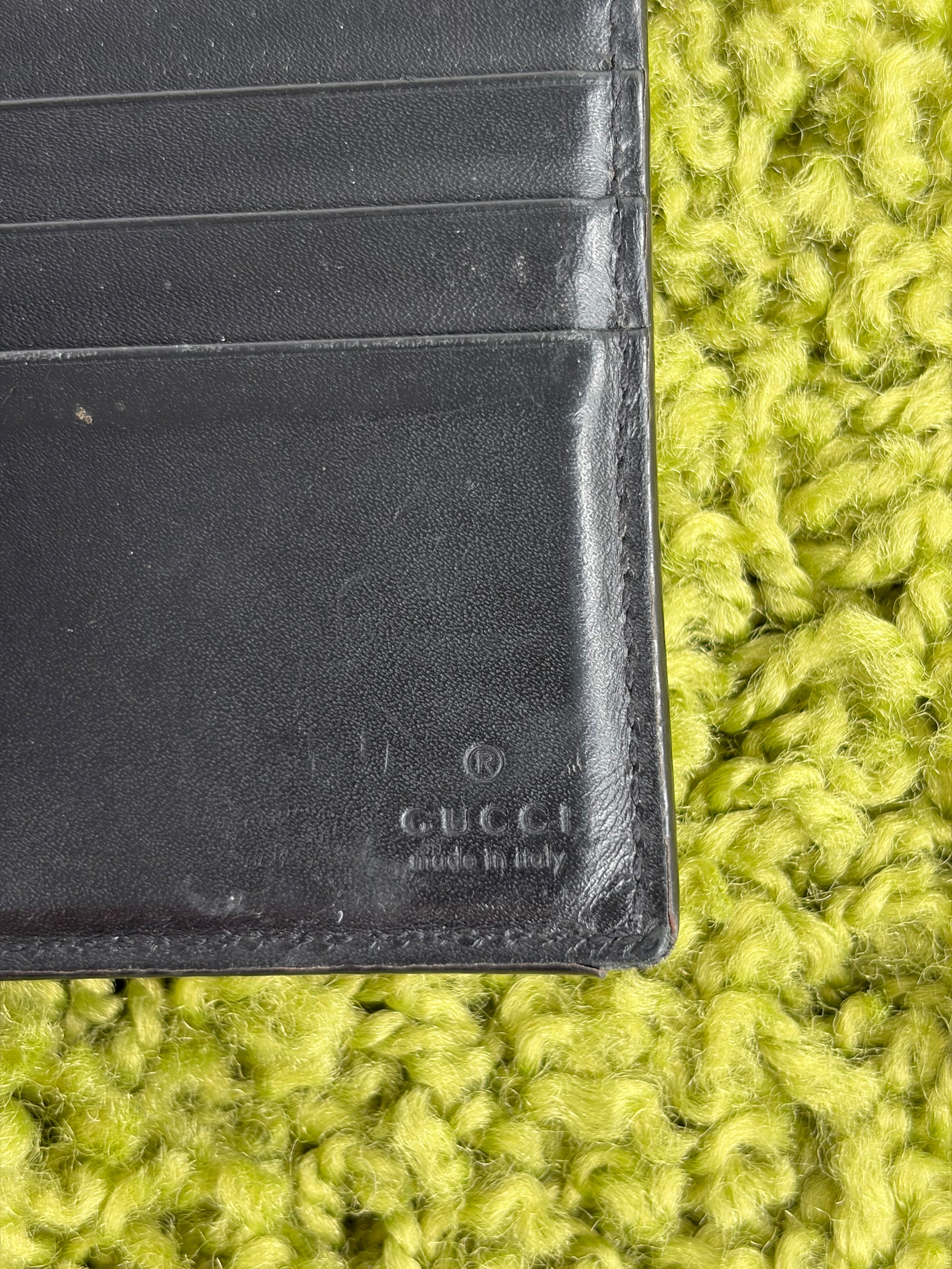Portafoglio Gucci nero blu e rosso