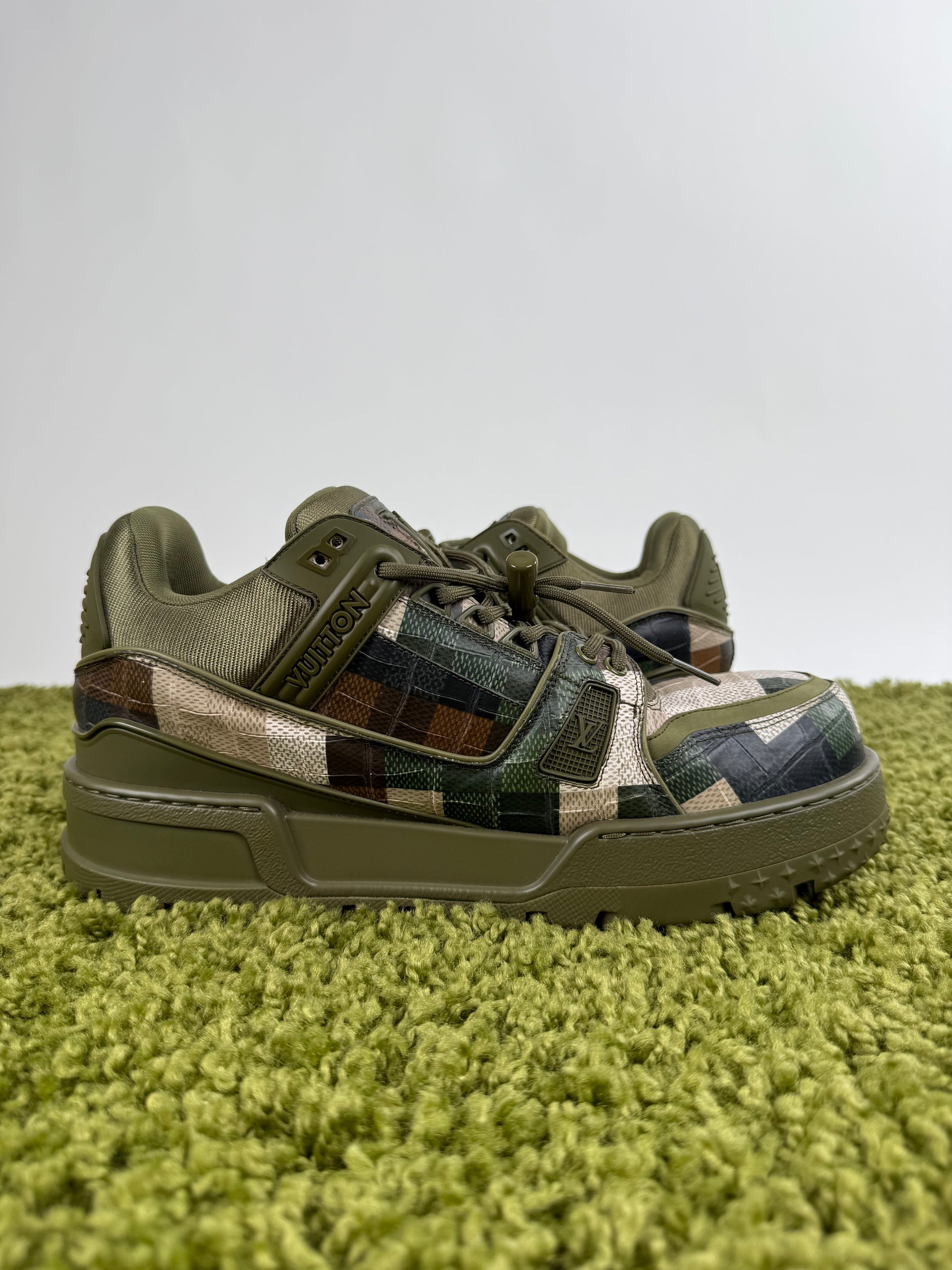 Louis Vuitton Trainer Maxi Verde 9