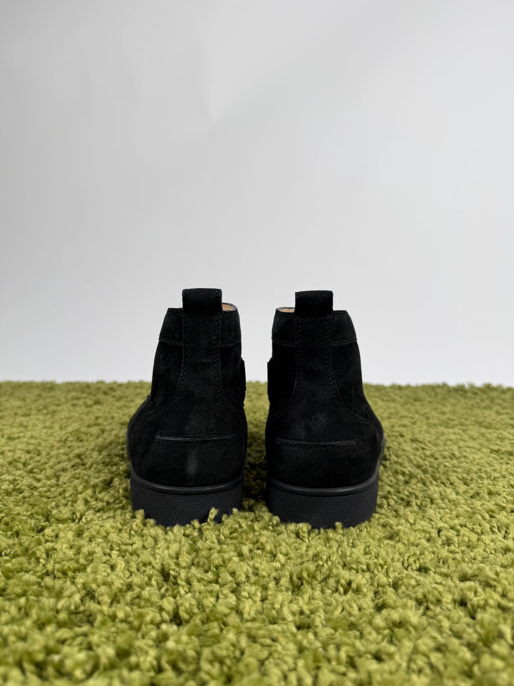 Christian Louboutin spike sneaker 41