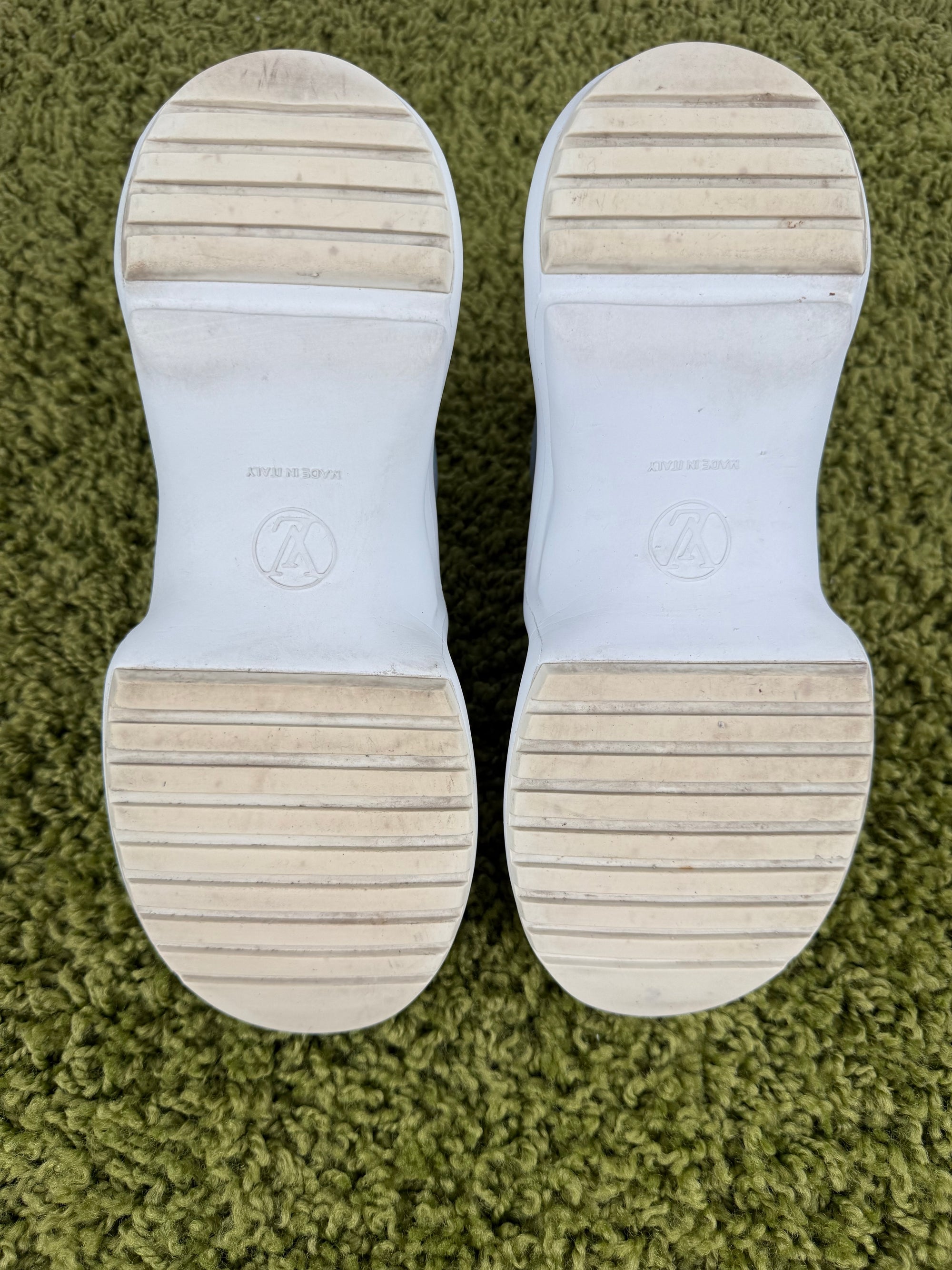 Louis Vuitton Archlight Multicolor 38.5