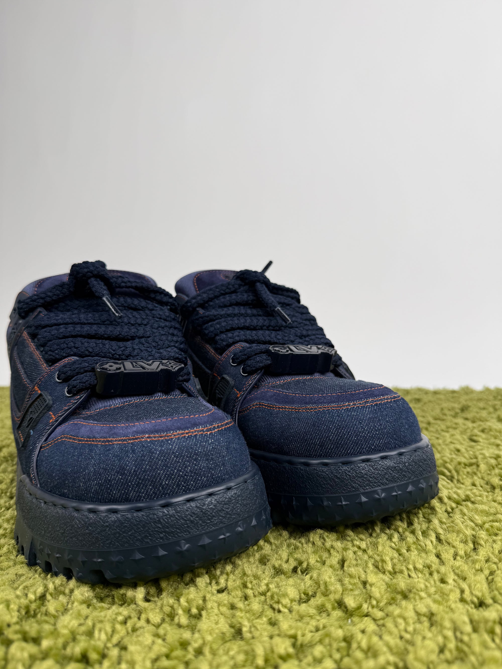 Louis Vuitton Skate Maxi in Denim Blu 9