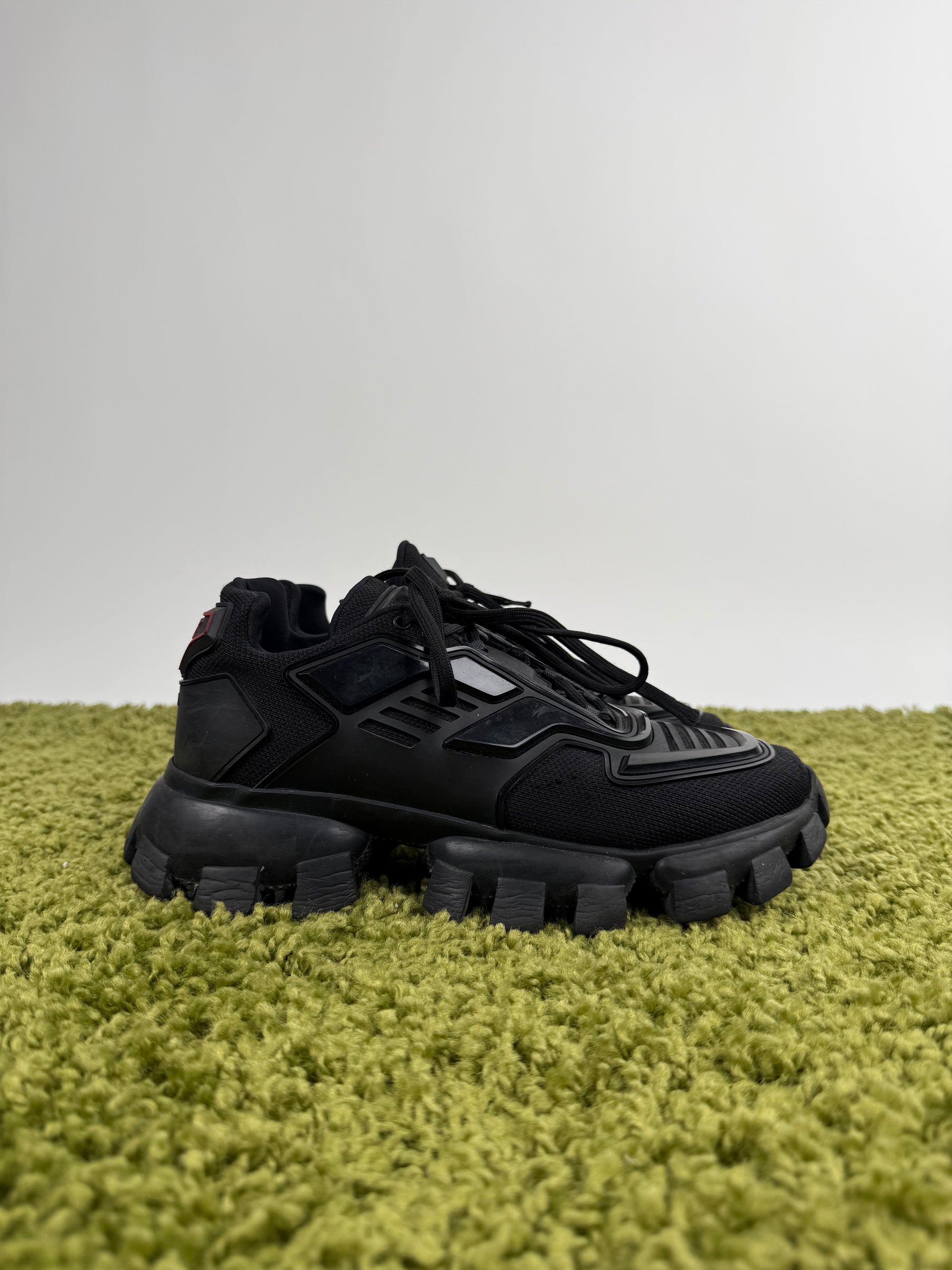 Prada Cloudbust Thunder 40