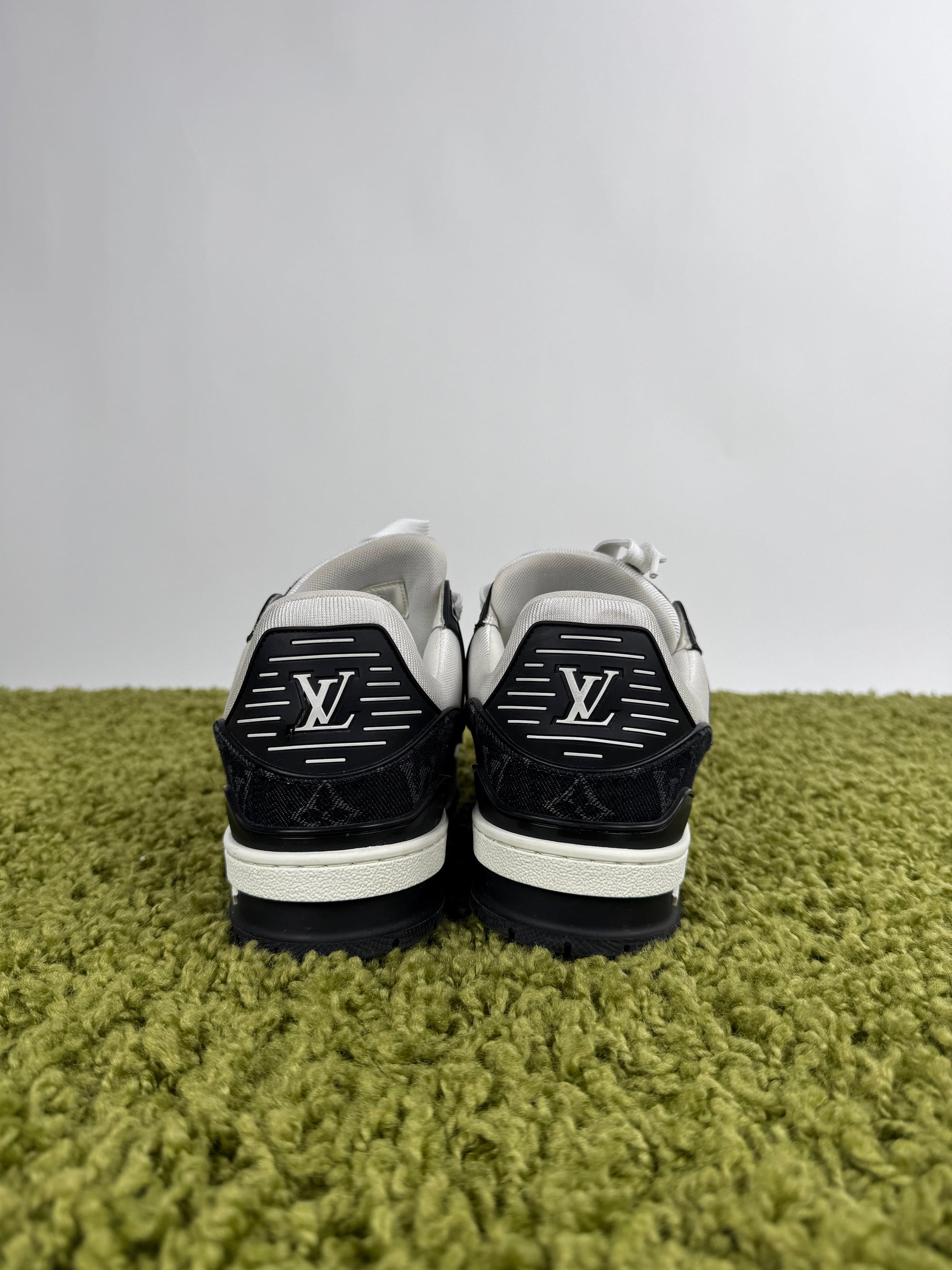 Louis Vuitton Trainer in denim Nere 6