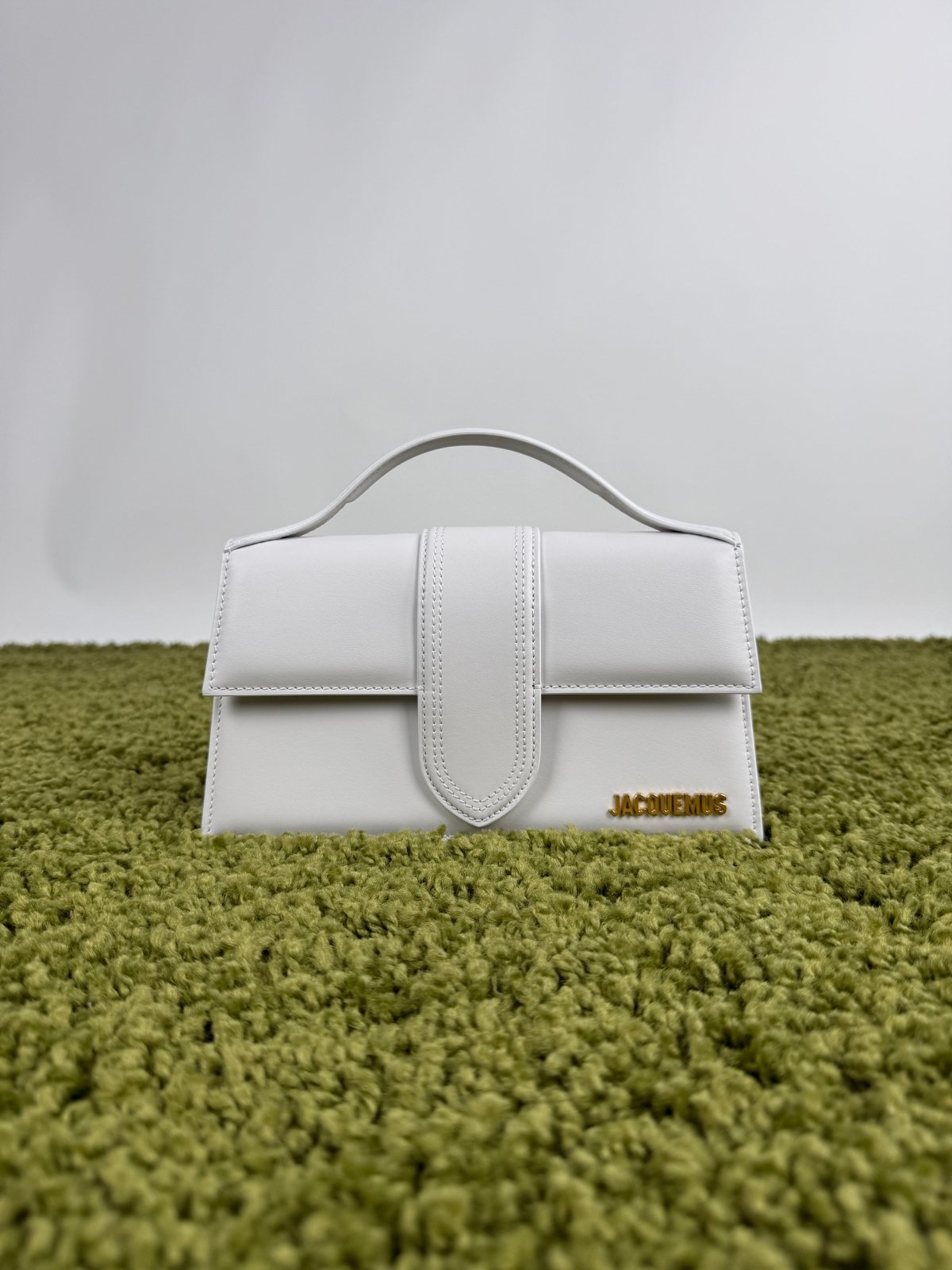 Jacquemus Grande Bambino bianca - Second Hand Di Fiore