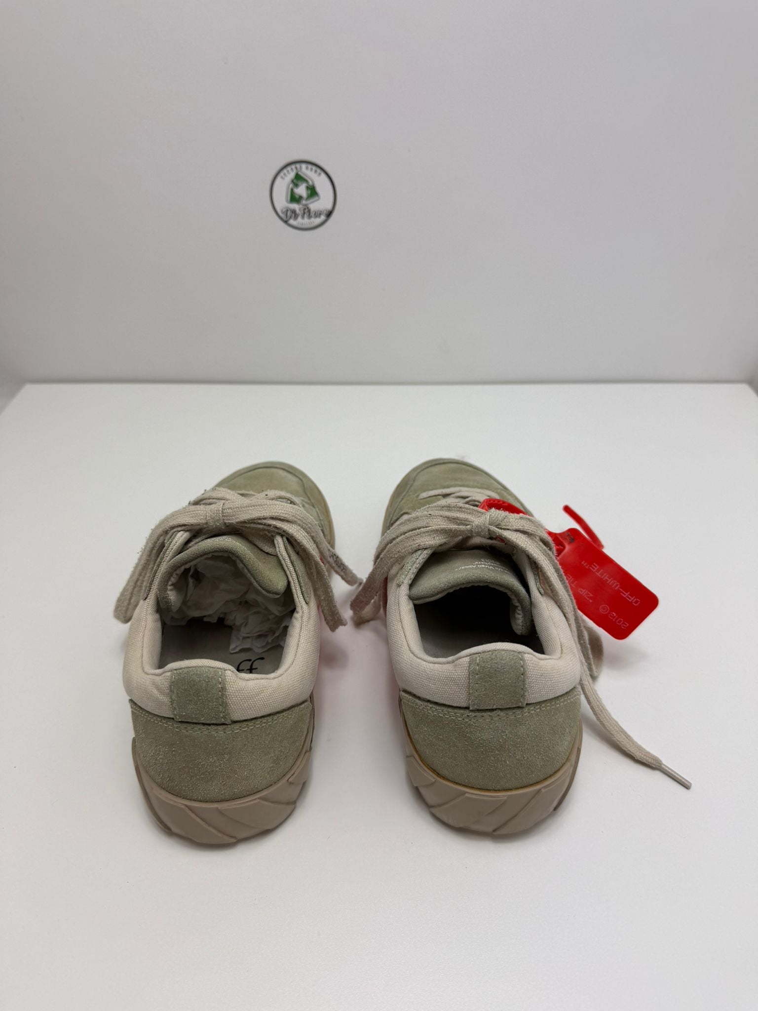 Off white 37 verde militare