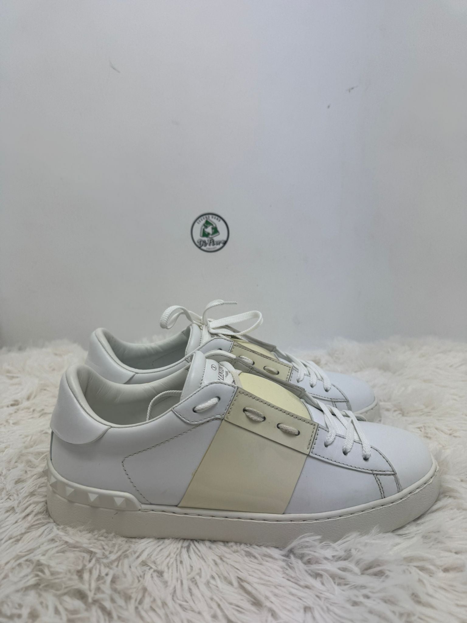 Valentino 40