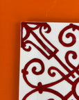 Piatto Hermes bianco e rosso