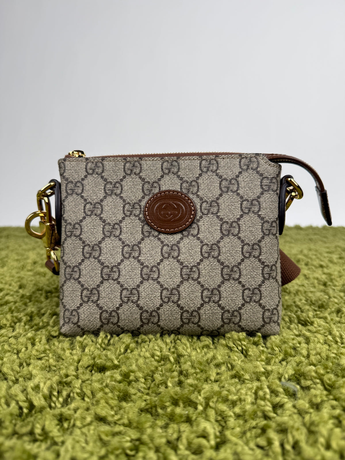 Borsa Gucci a tracolla con finitura in pelle Beige