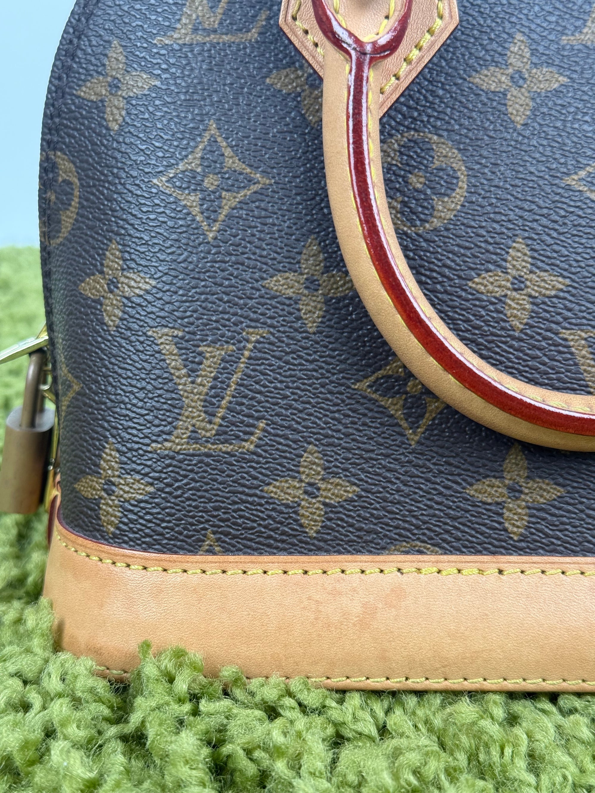 Borsa Alma BB Louis Vuitton Marrone