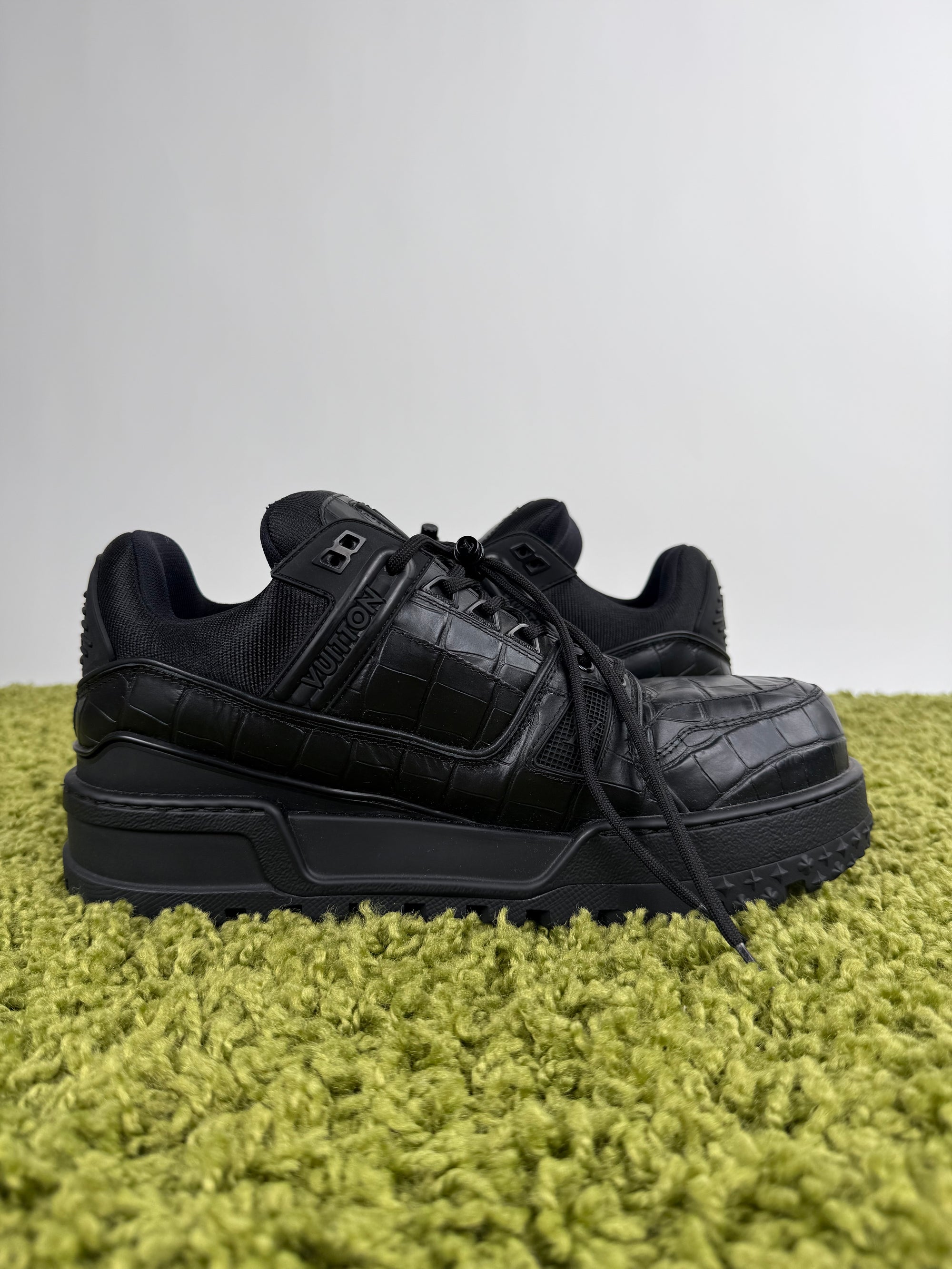 Louis Vuitton Trainer Maxi Nera 8