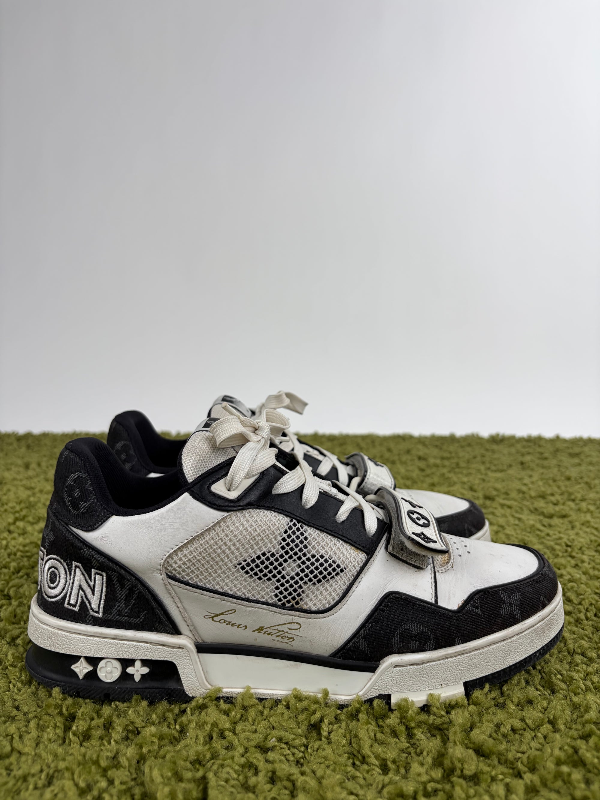 Louis vuitton Size 7=41 calza 42 nere e bianche
