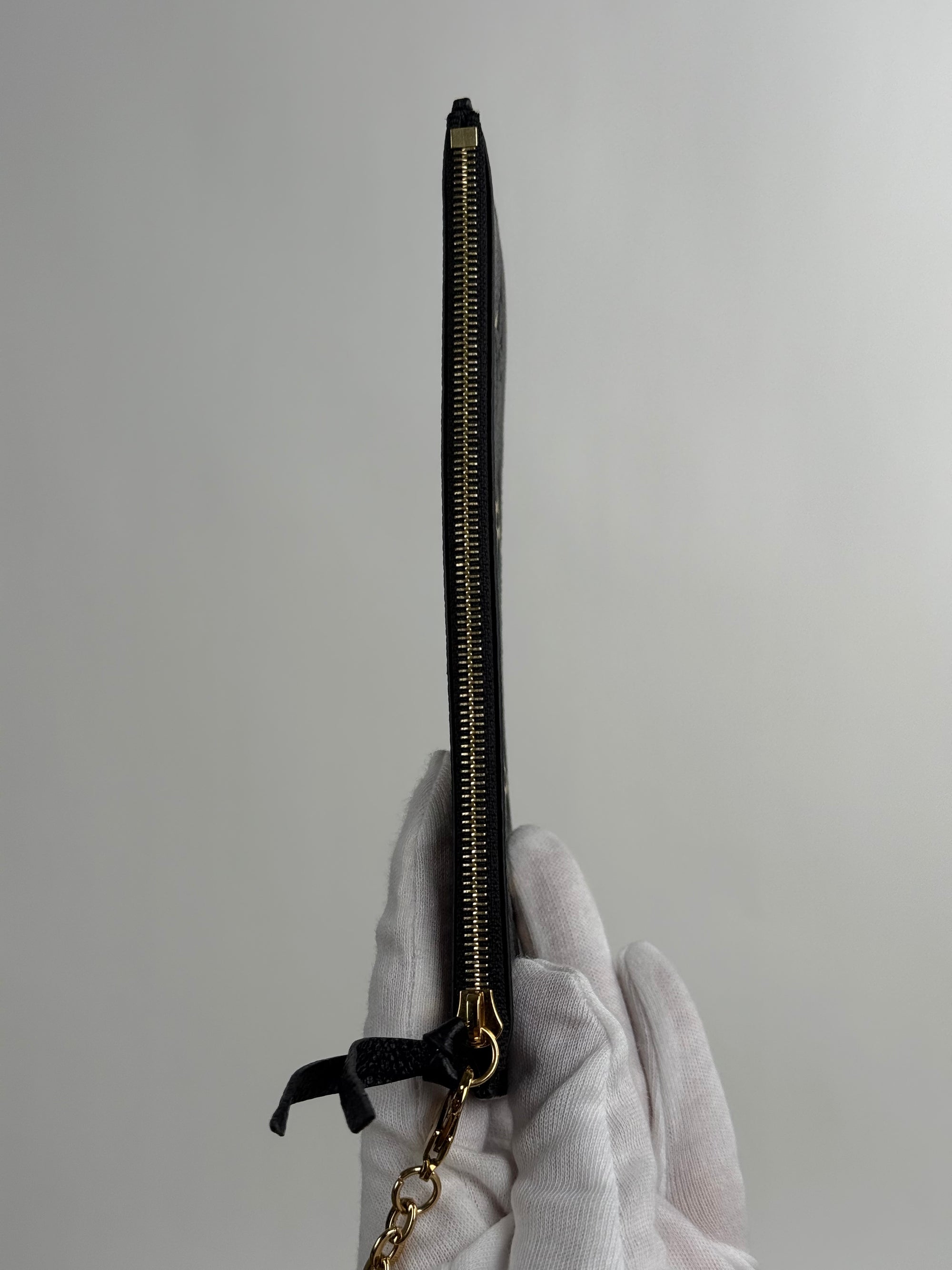 Pochette Louis Vuitton nera