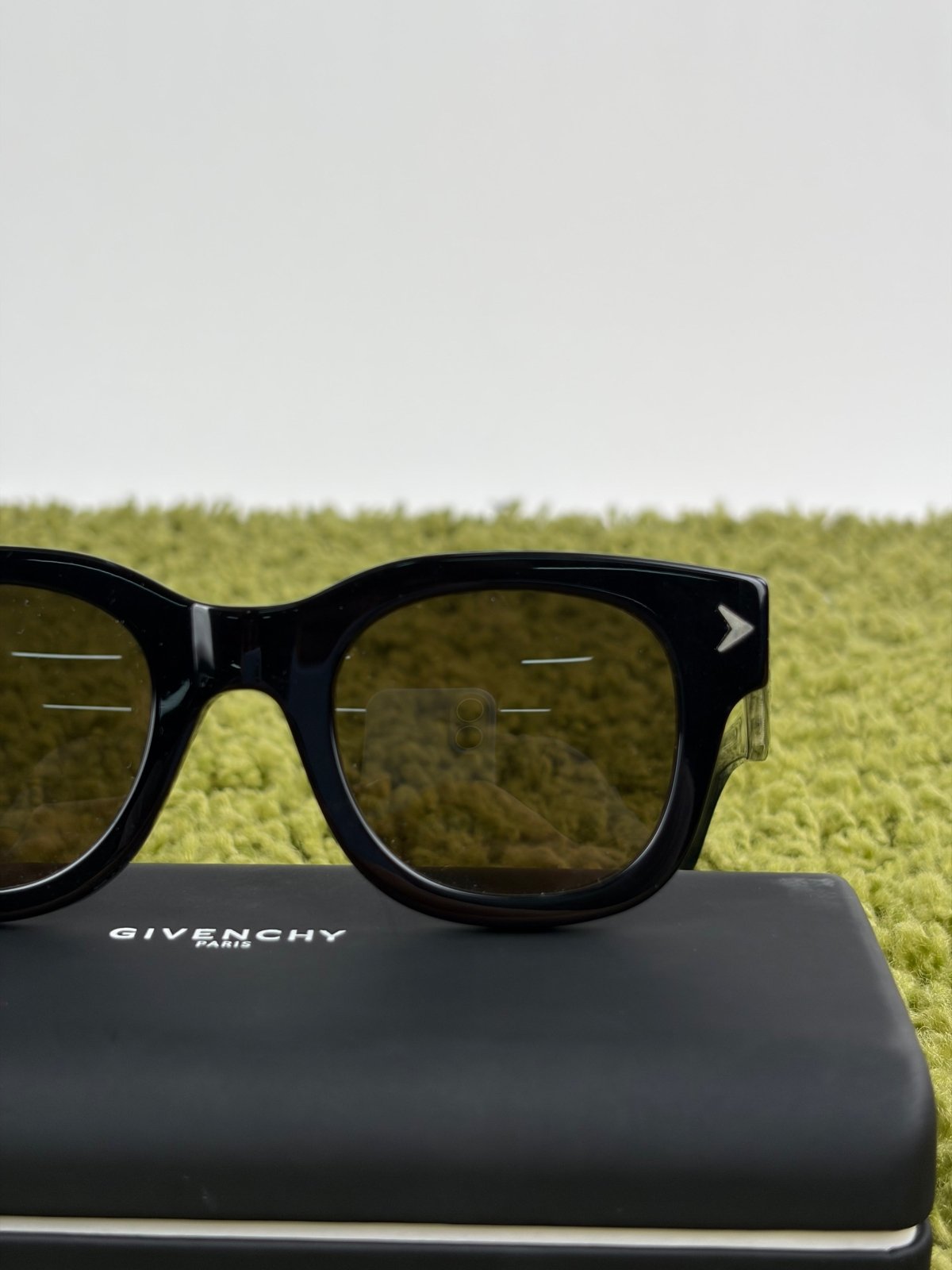 Occhiali da sole Givenchy Neri GV7037/S - Second Hand Di Fiore