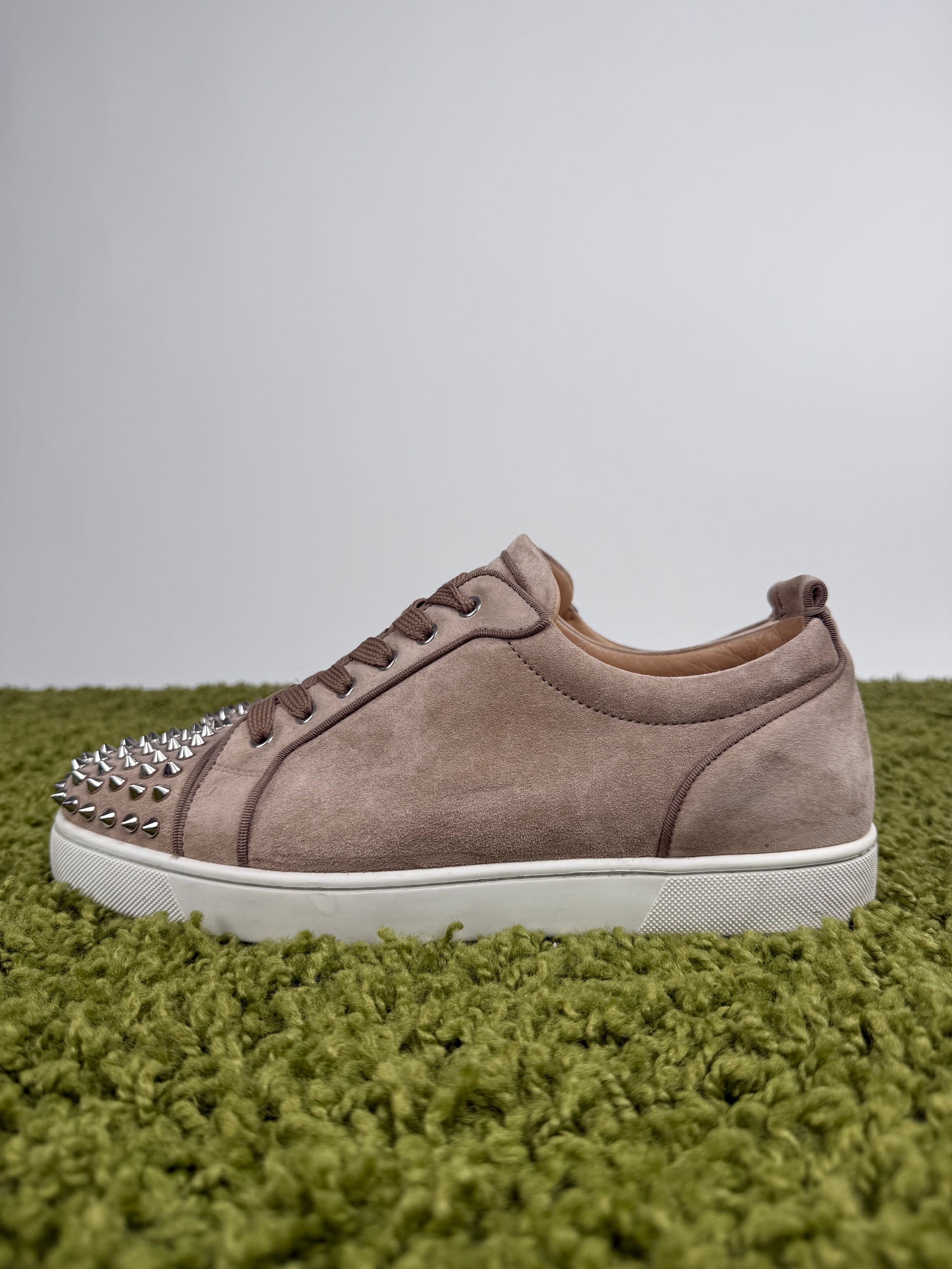 Christian Louboutin Spikes Beige 41