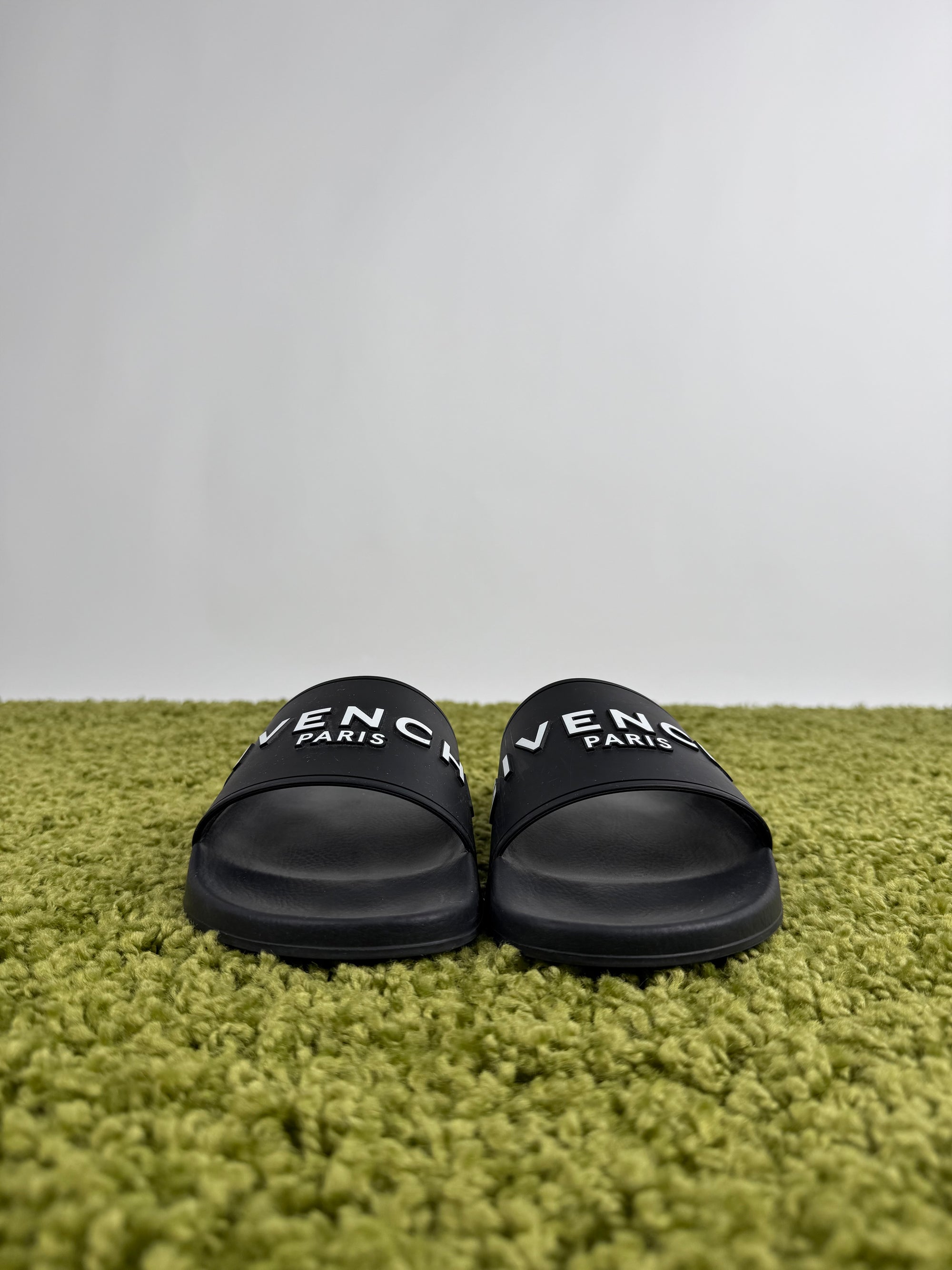 Ciabatta Givenchy 41