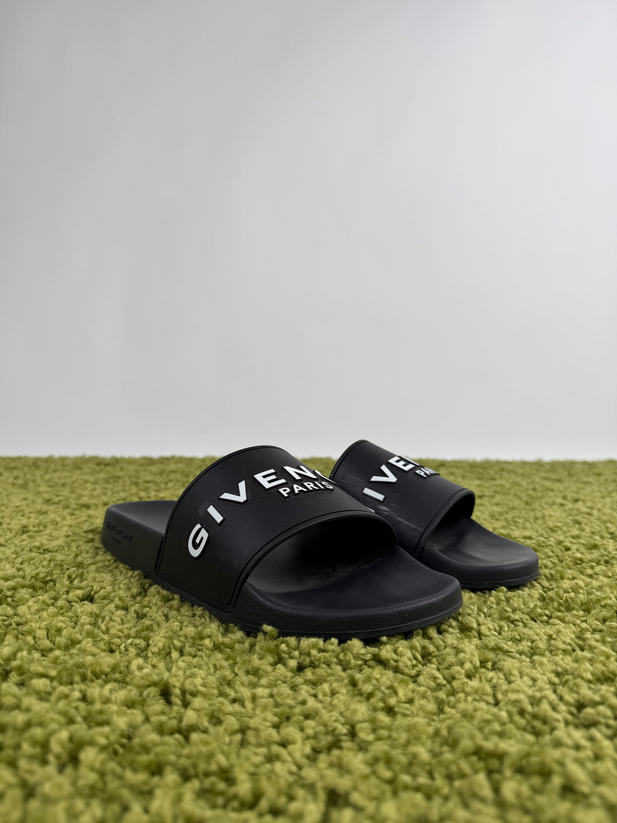 Ciabatta Givenchy 41