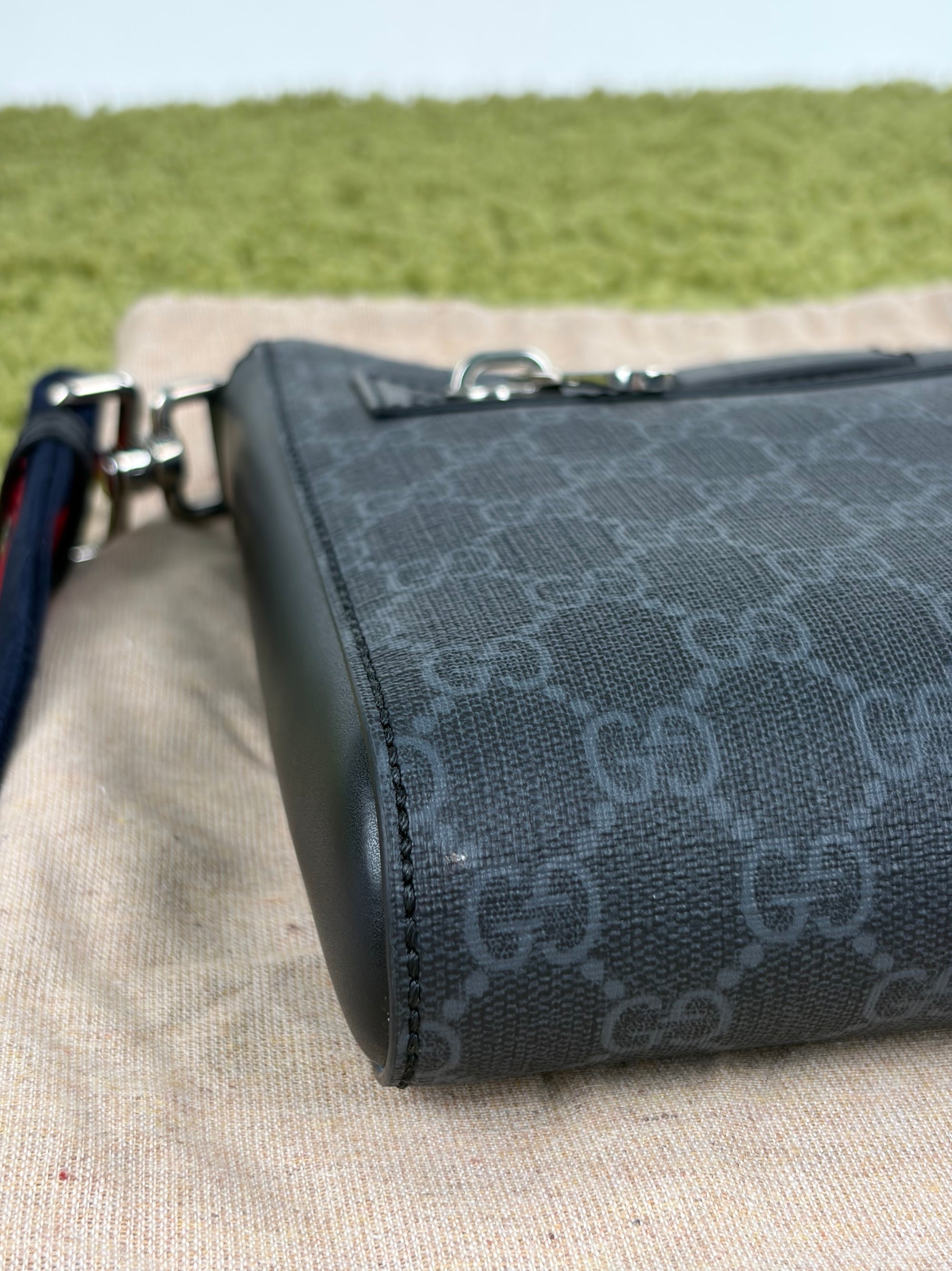Borsello Gucci nero blu e rosso