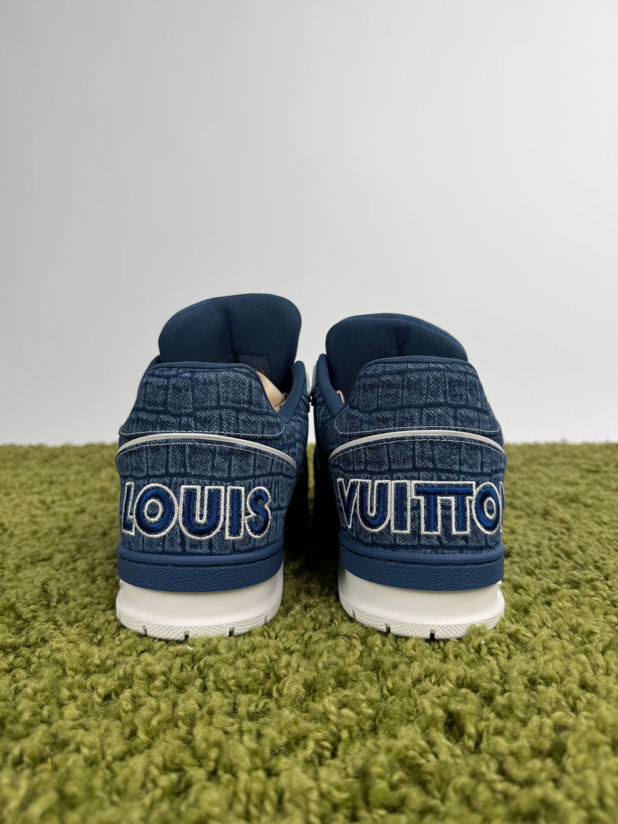 Louis Vuitton Trainer in Denim Blu 9.5