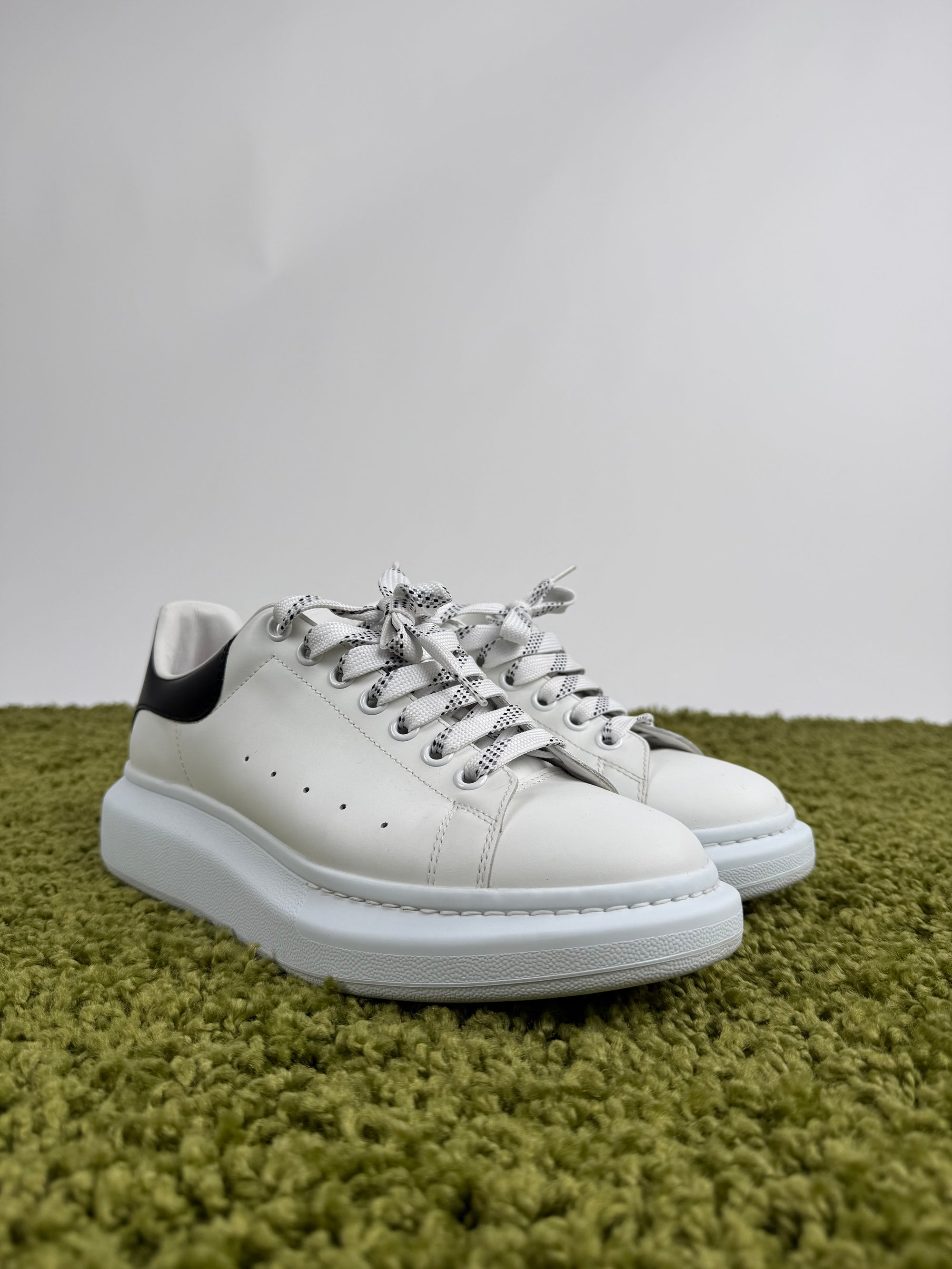 Alexander Mcqueen sneaker 43