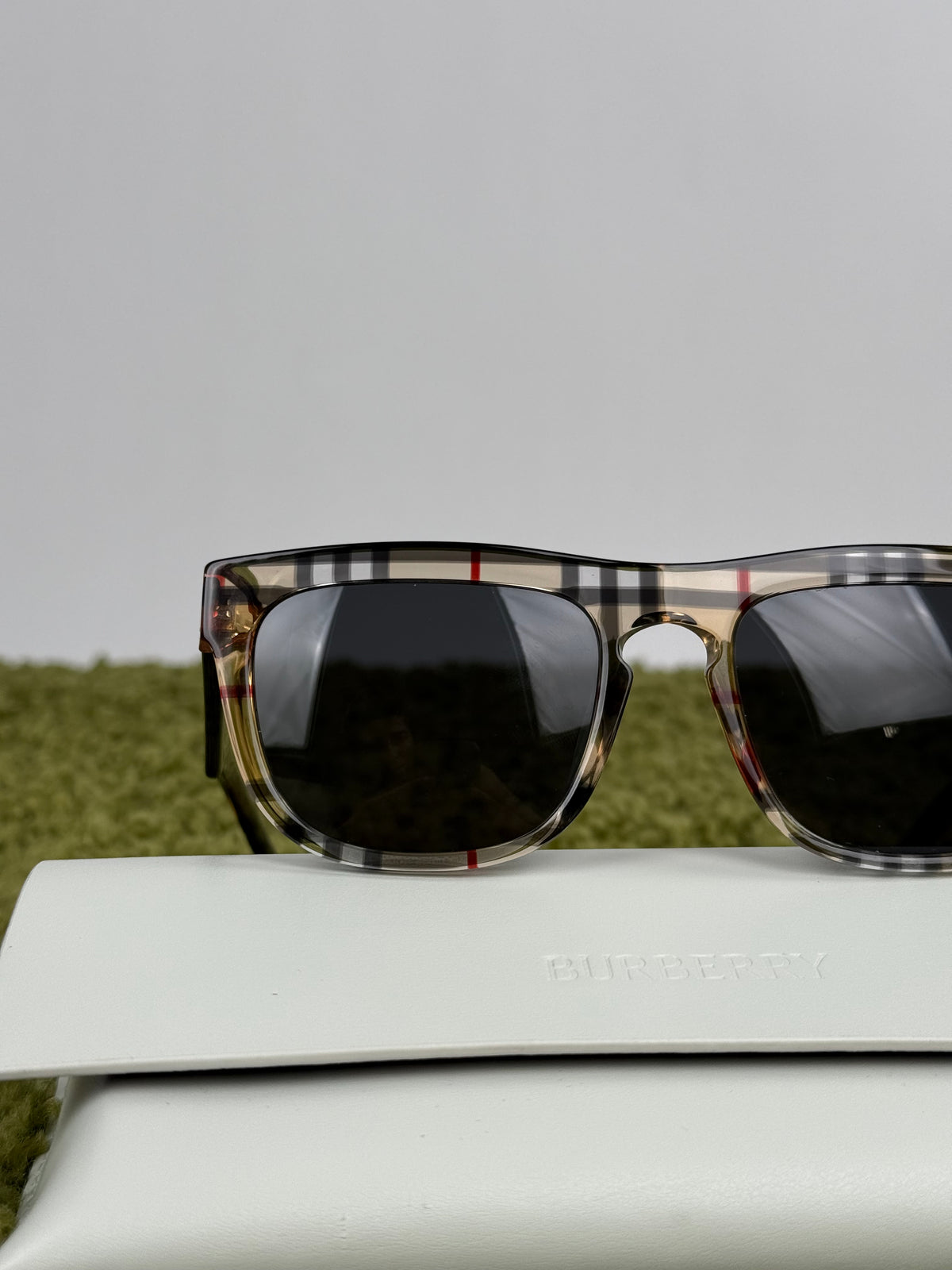 Occhiali da sole Burberry Beige