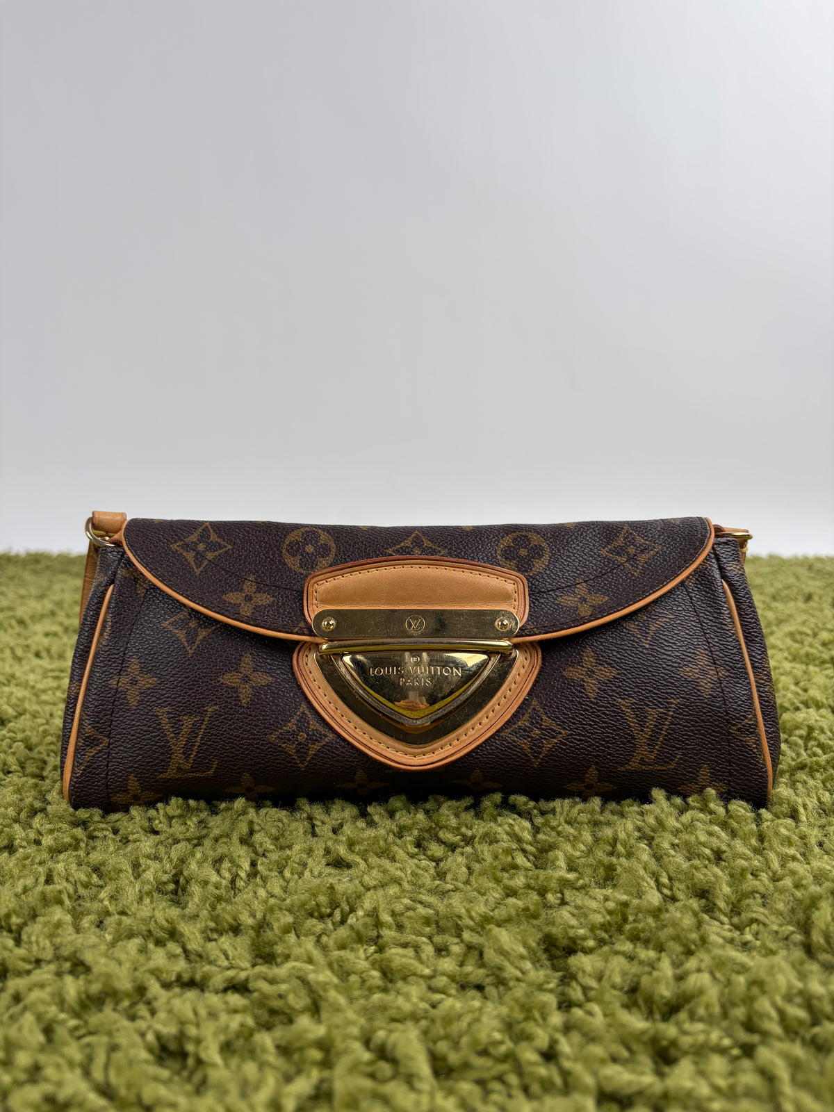 Borsa Louis Vuitton Monogram Beverly Marrone