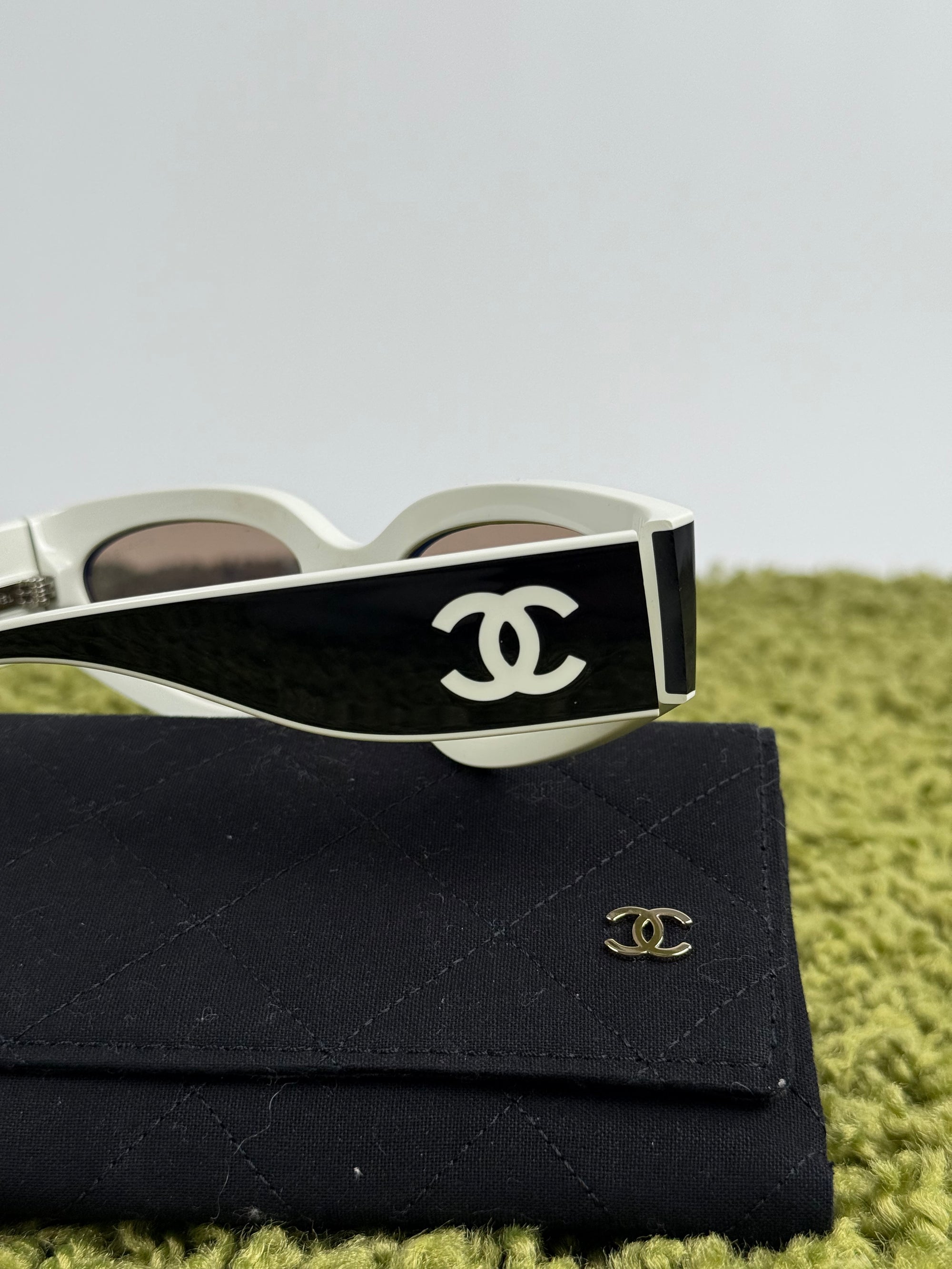 Occhiali Da Sole Chanel neri