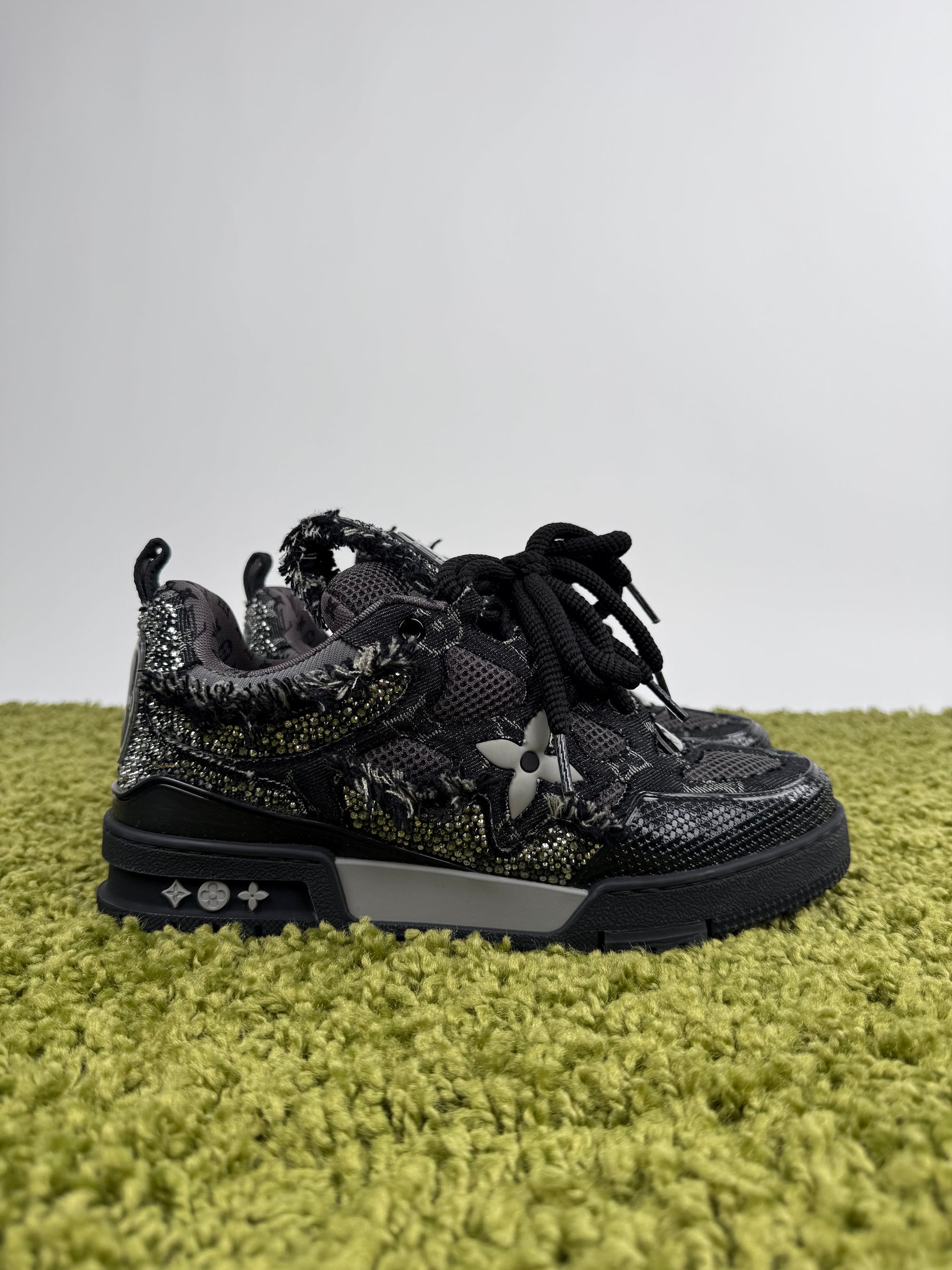 Louis Vuitton Skate in denim con dettagli Swaroski 42 veste 43