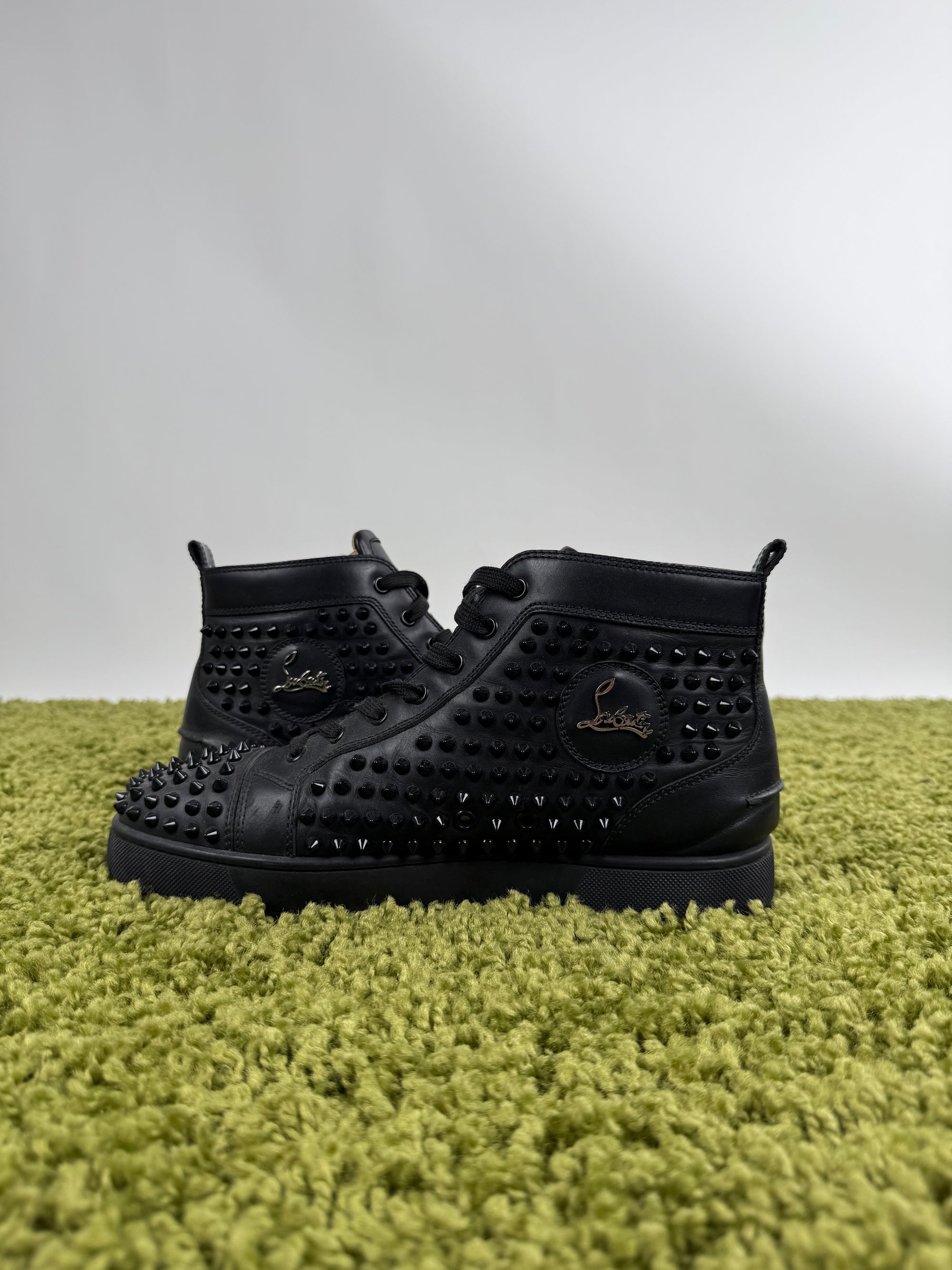Christian Louboutin Spikes 42