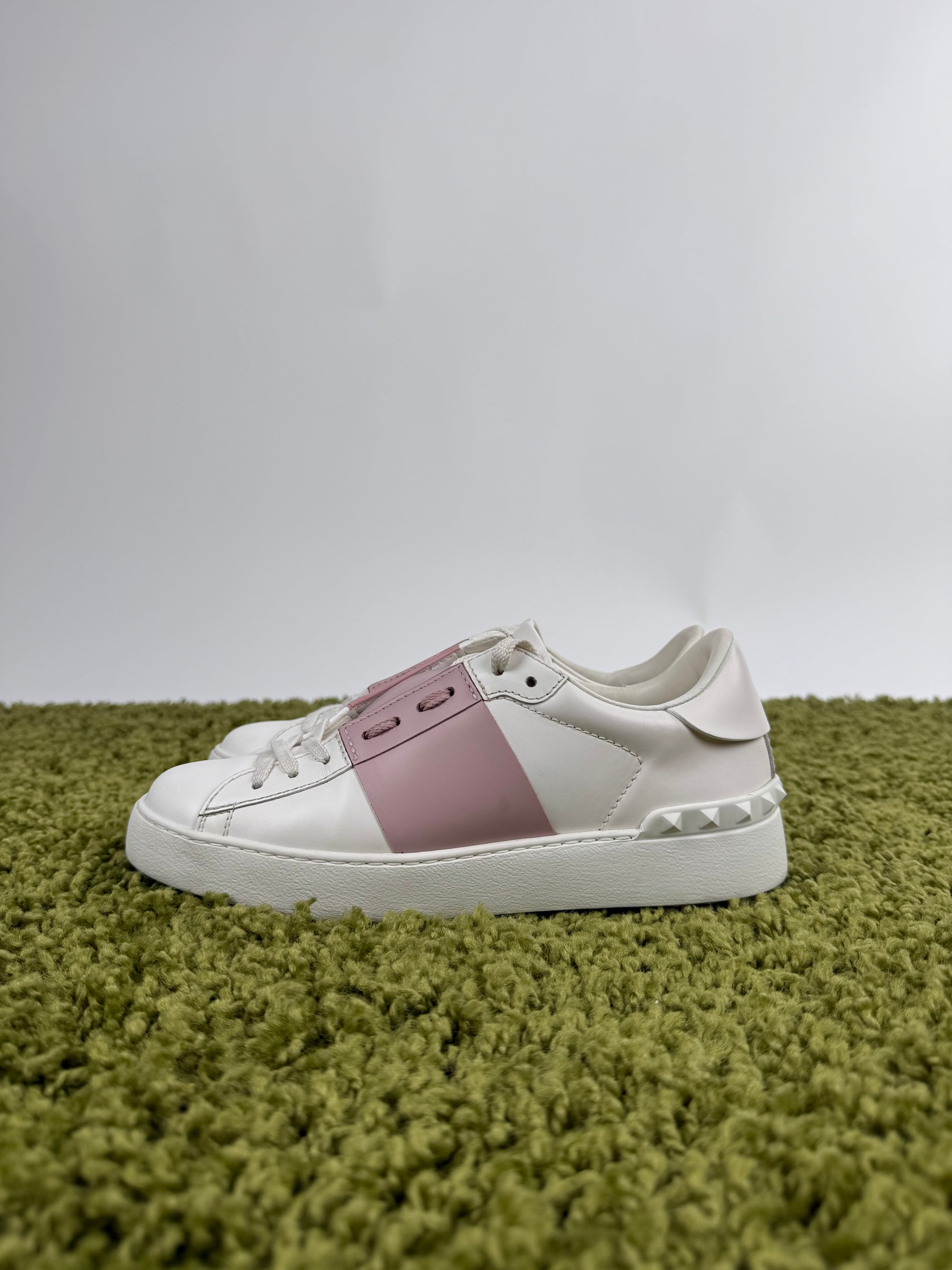 Valentino Garavani Low Sneaker 38