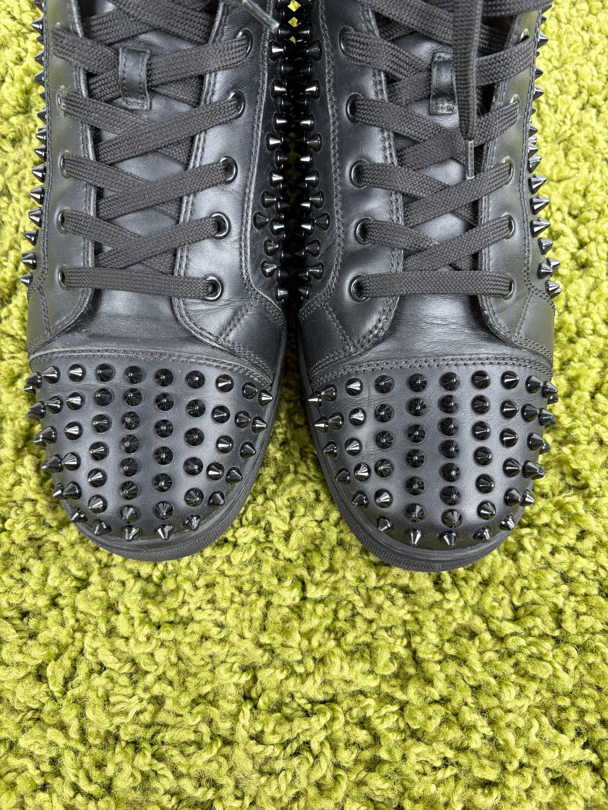 Christian Louboutin Spikes High in pelle Nera