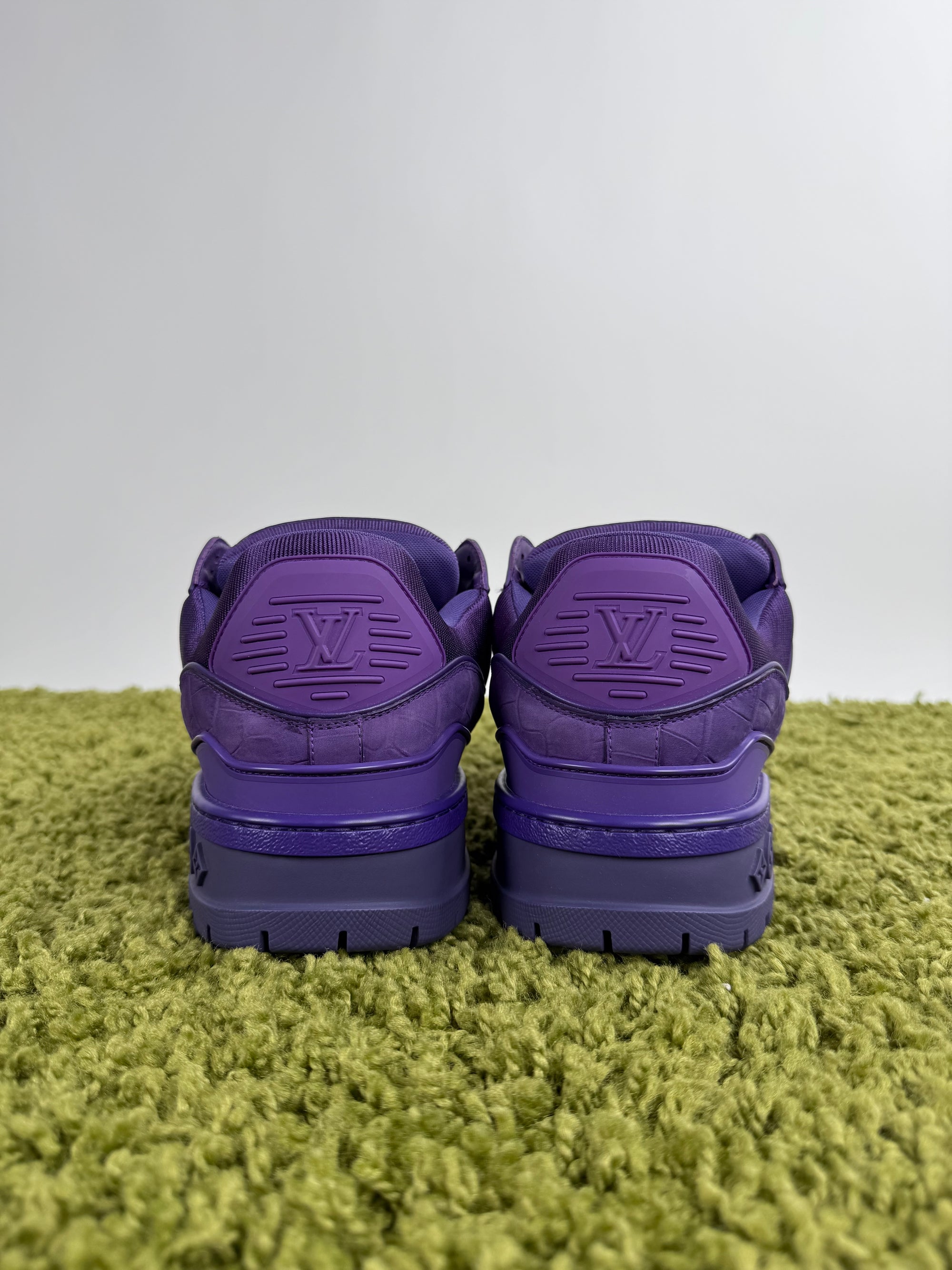 Louis Vuitton Trainer Maxi Viola 9