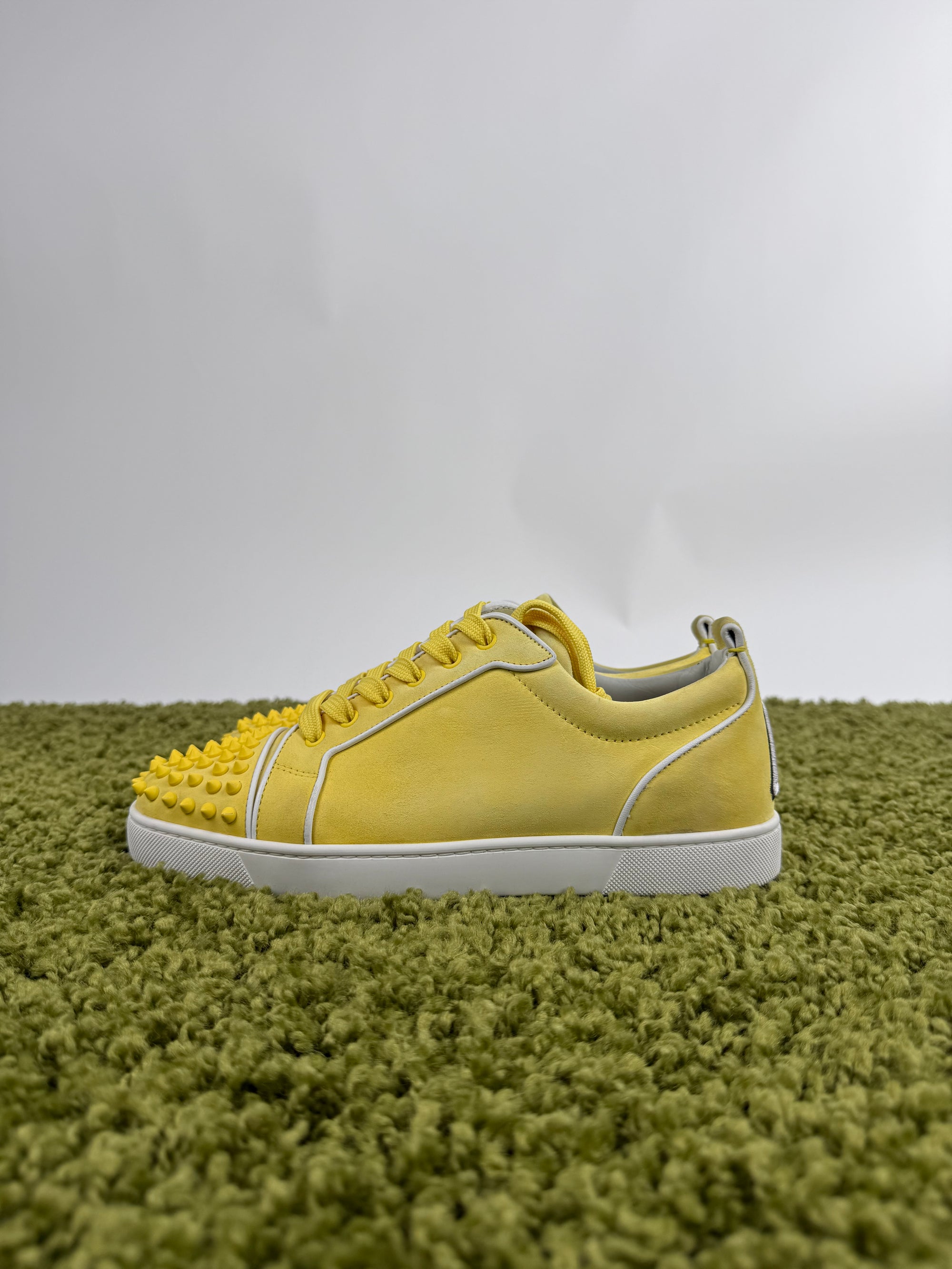 Christian Louboutin Spikes 43