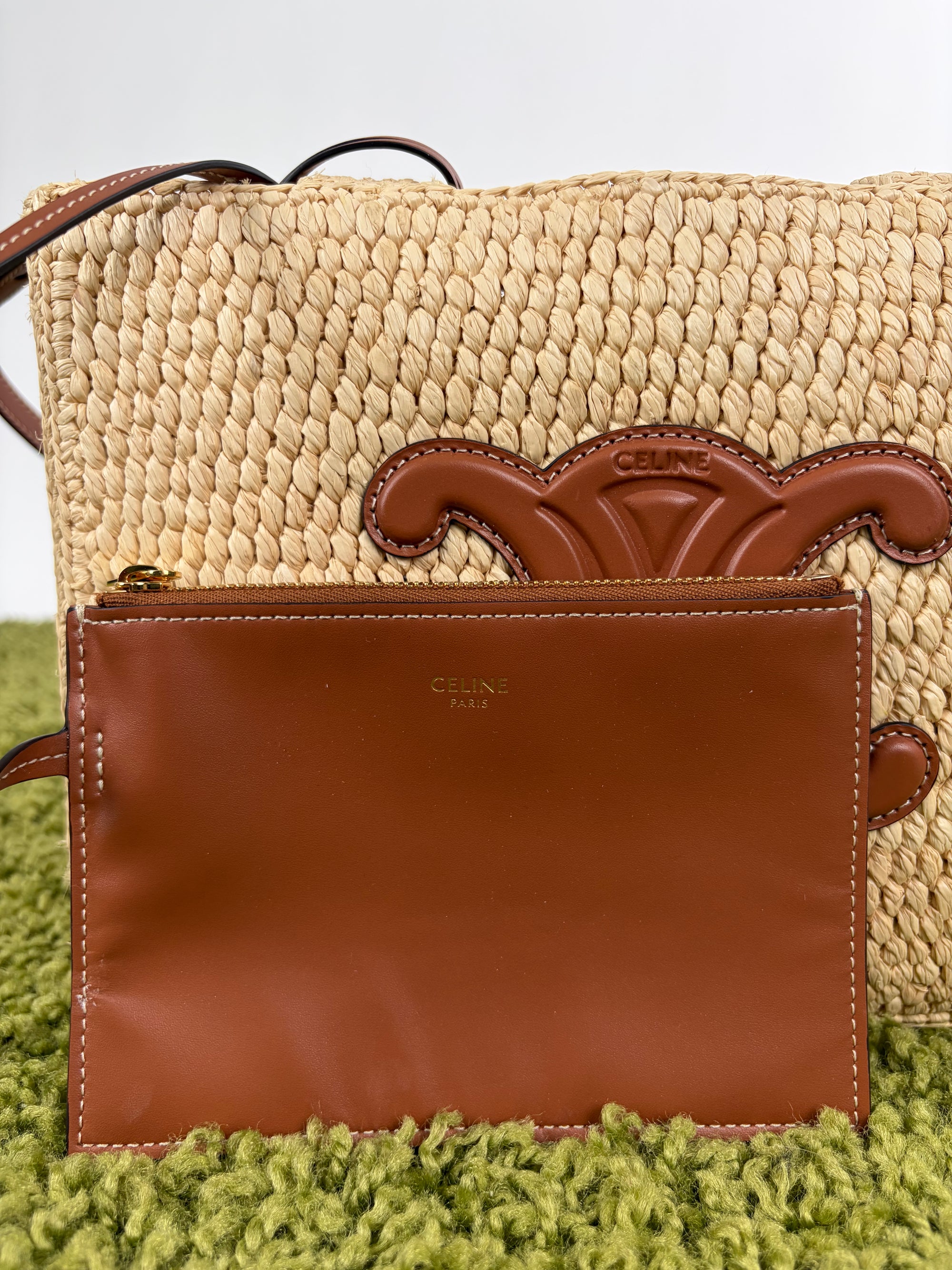 Borsa Celine Cabas Thais in rafia beige e marrone