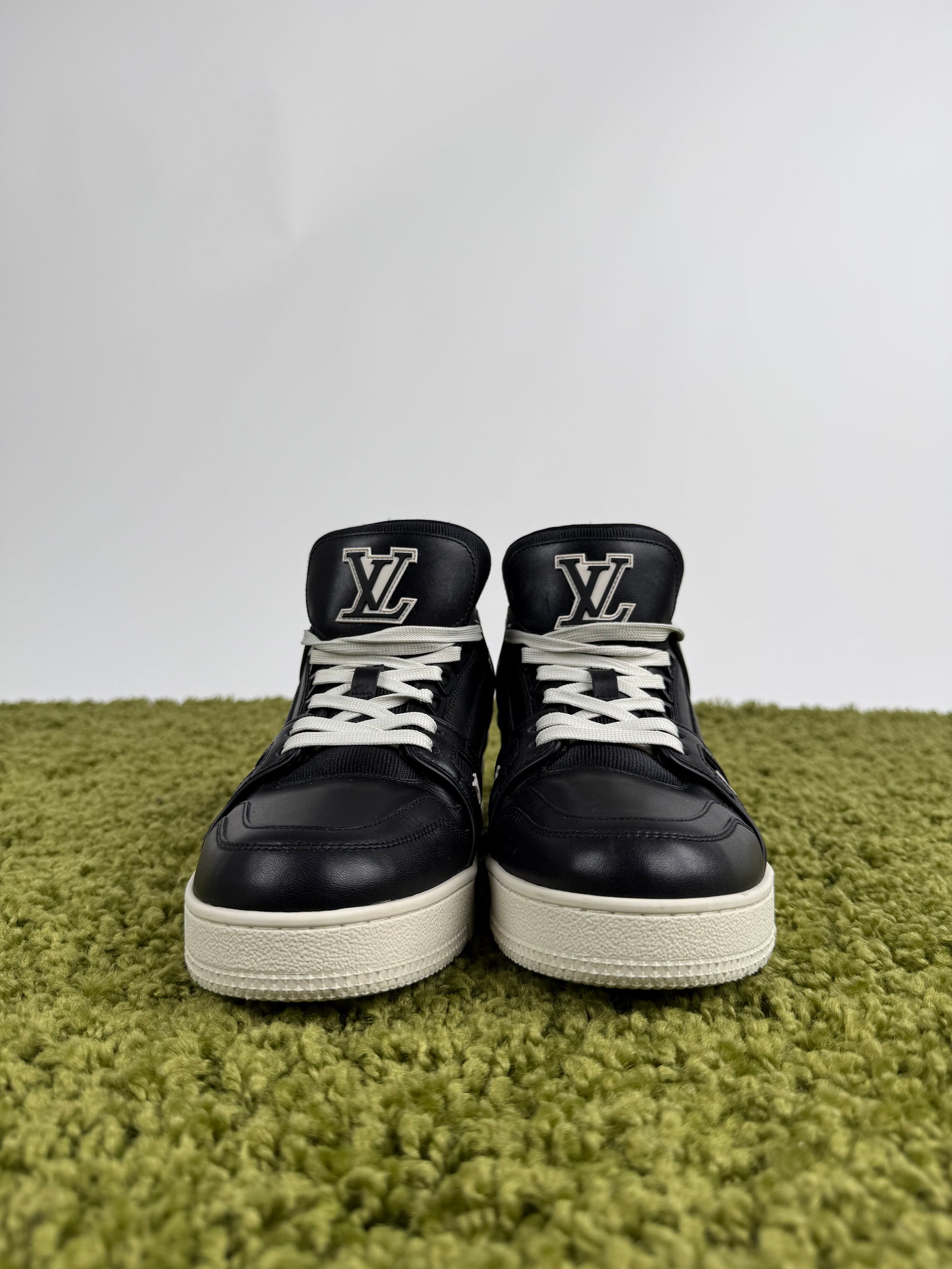 Louis Vuitton Trainer 40 veste 41