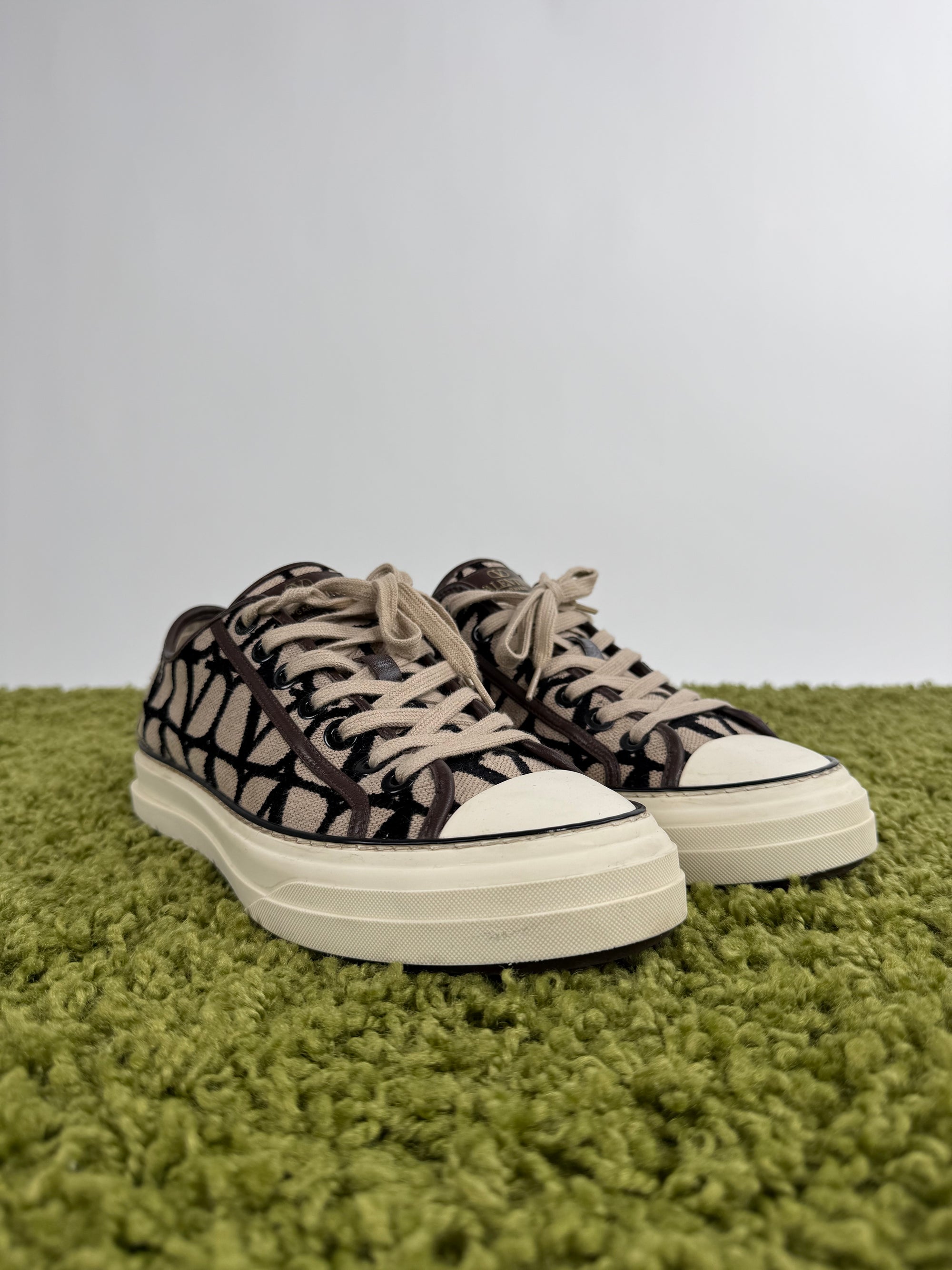 Valentino Totaloop Garavani Marrone 40