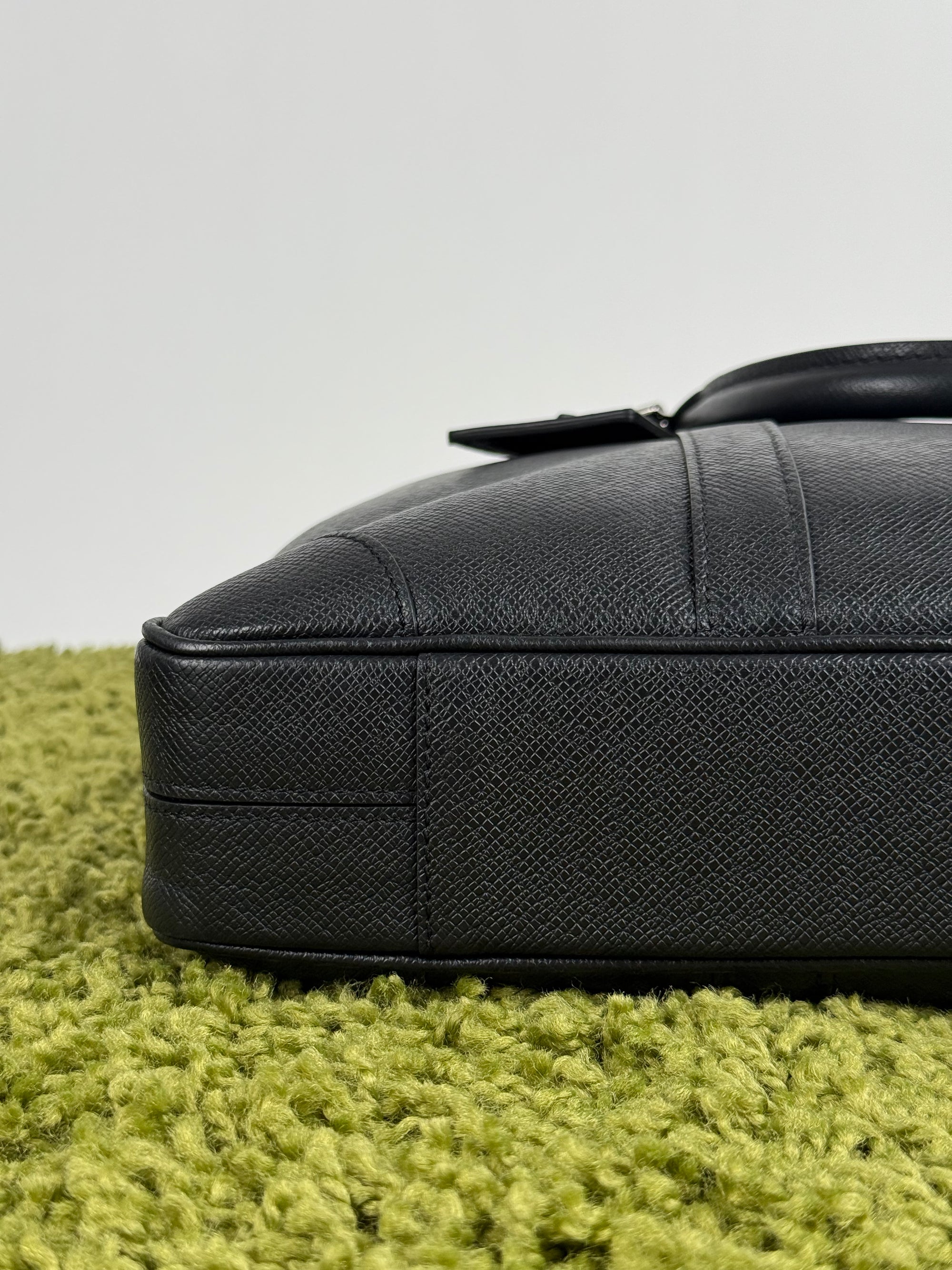Portadocumenti Voyage Louis Vuitton Grigio